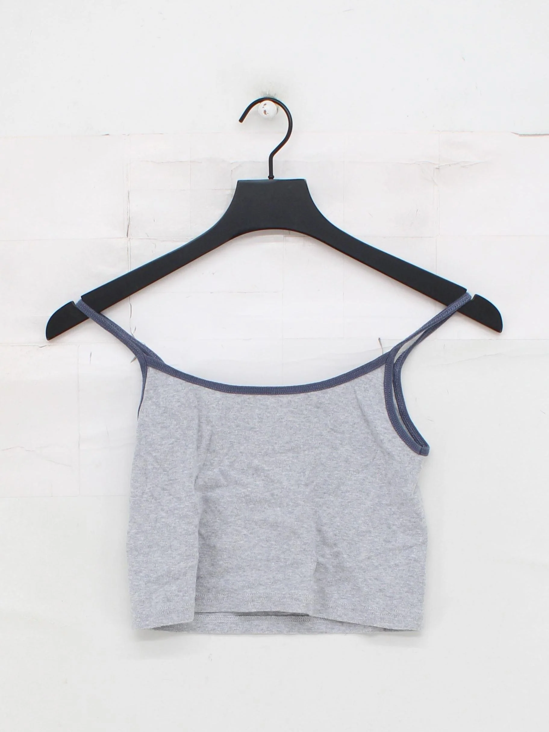 Brandy Melville Women's T-Shirt XS Grey 100% Other Sleeveless Round Neck Basic - Image 2