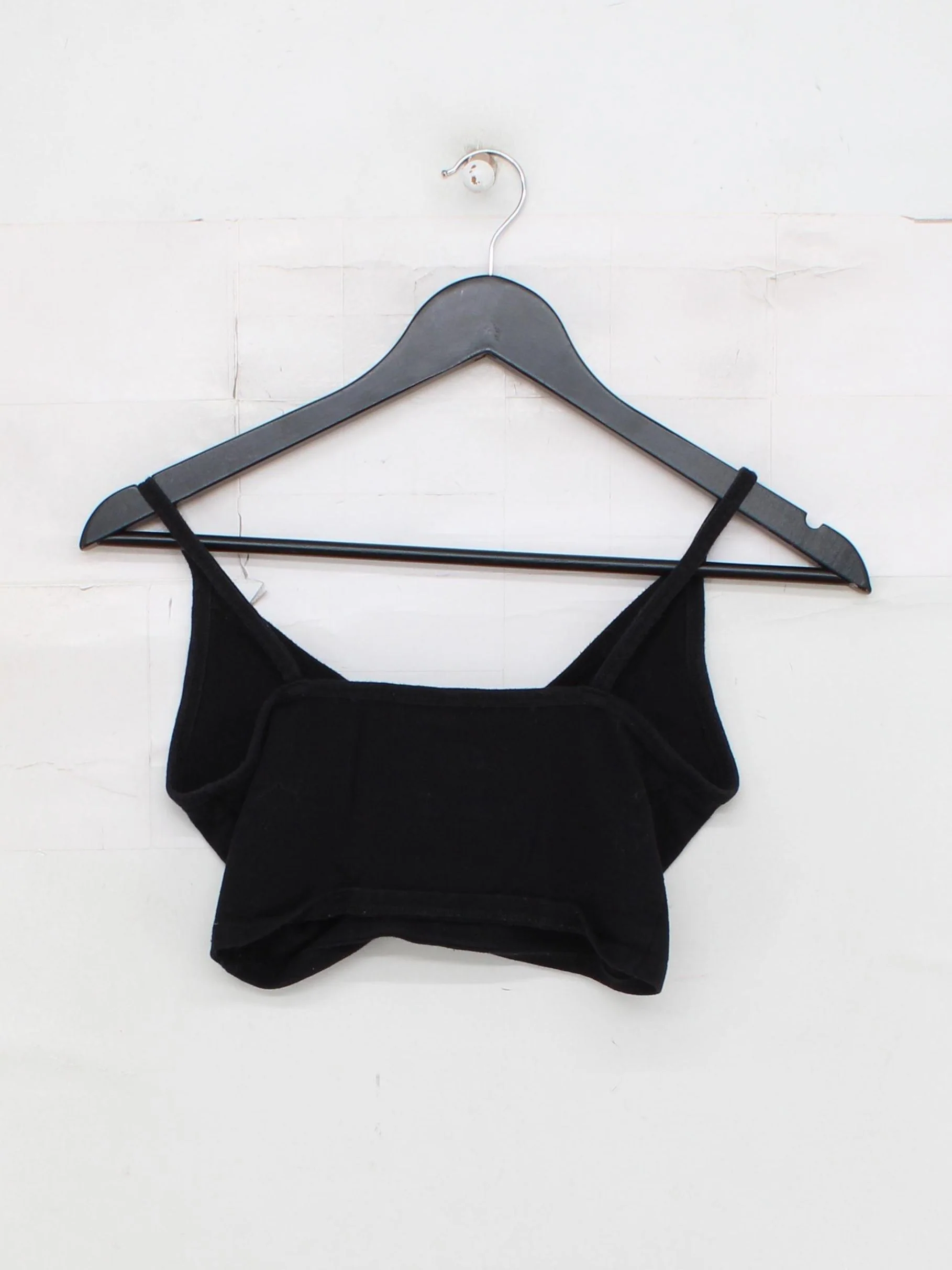 Brandy Melville Women's Top XS Black 100% Other Sleeveless V-Neck Cropped - Image 2