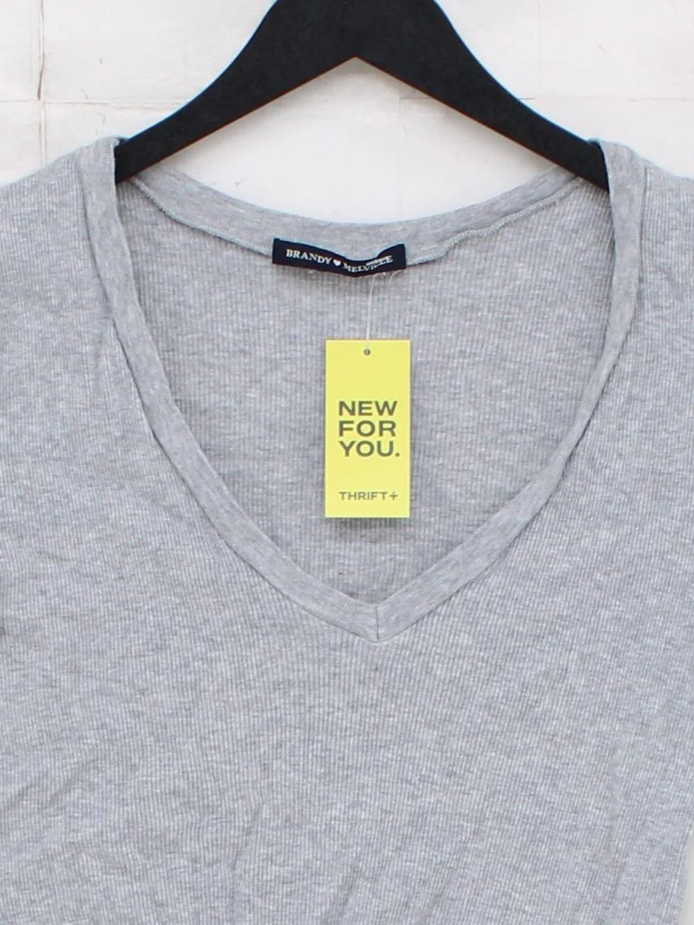 Brandy Melville Women's Top XS Grey 100% Other Short Sleeve V-Neck Cropped - Image 3
