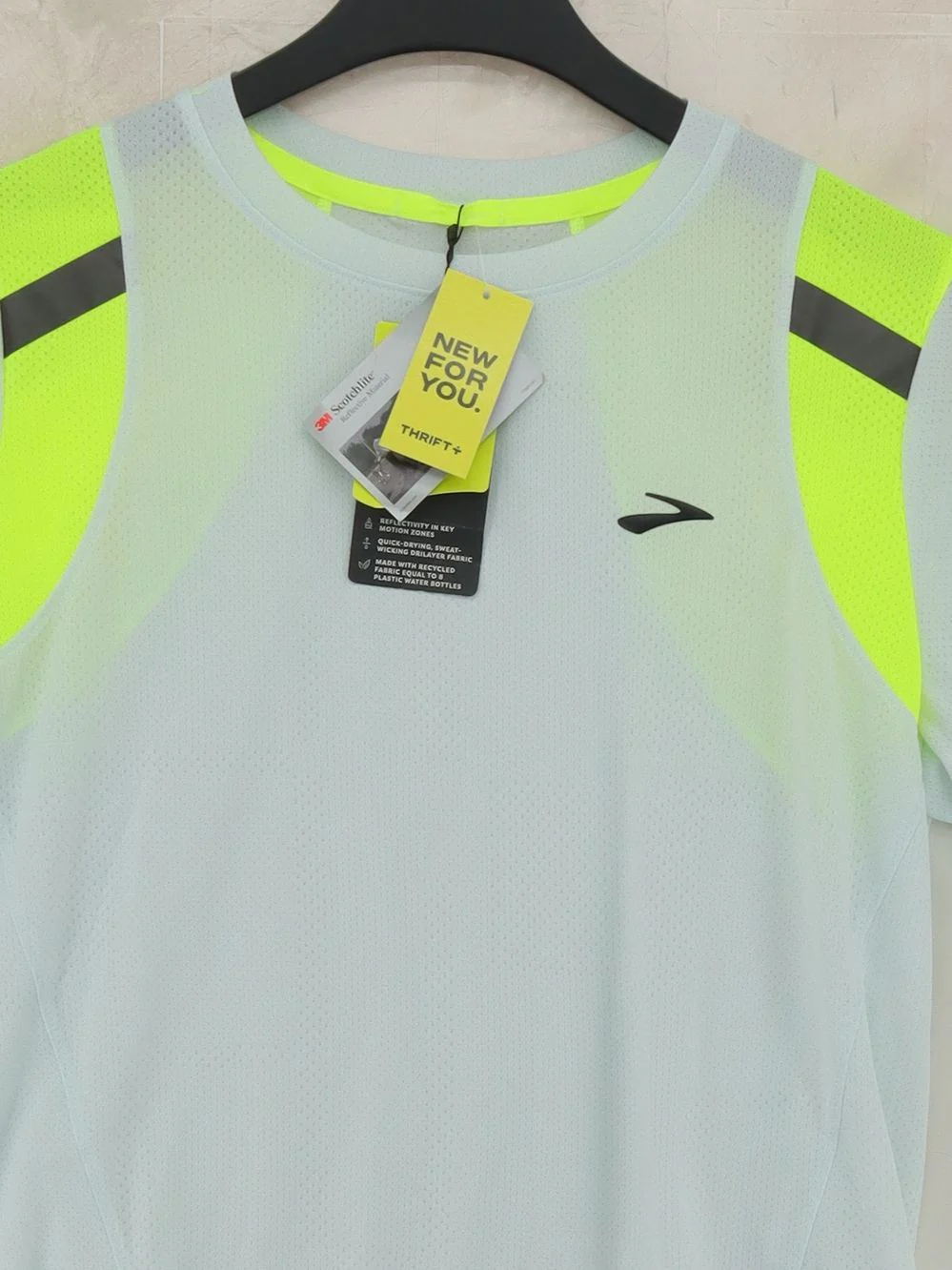 Brooks Men's T-Shirt L White Polyester with Elastane Basic New with tags - Image 3