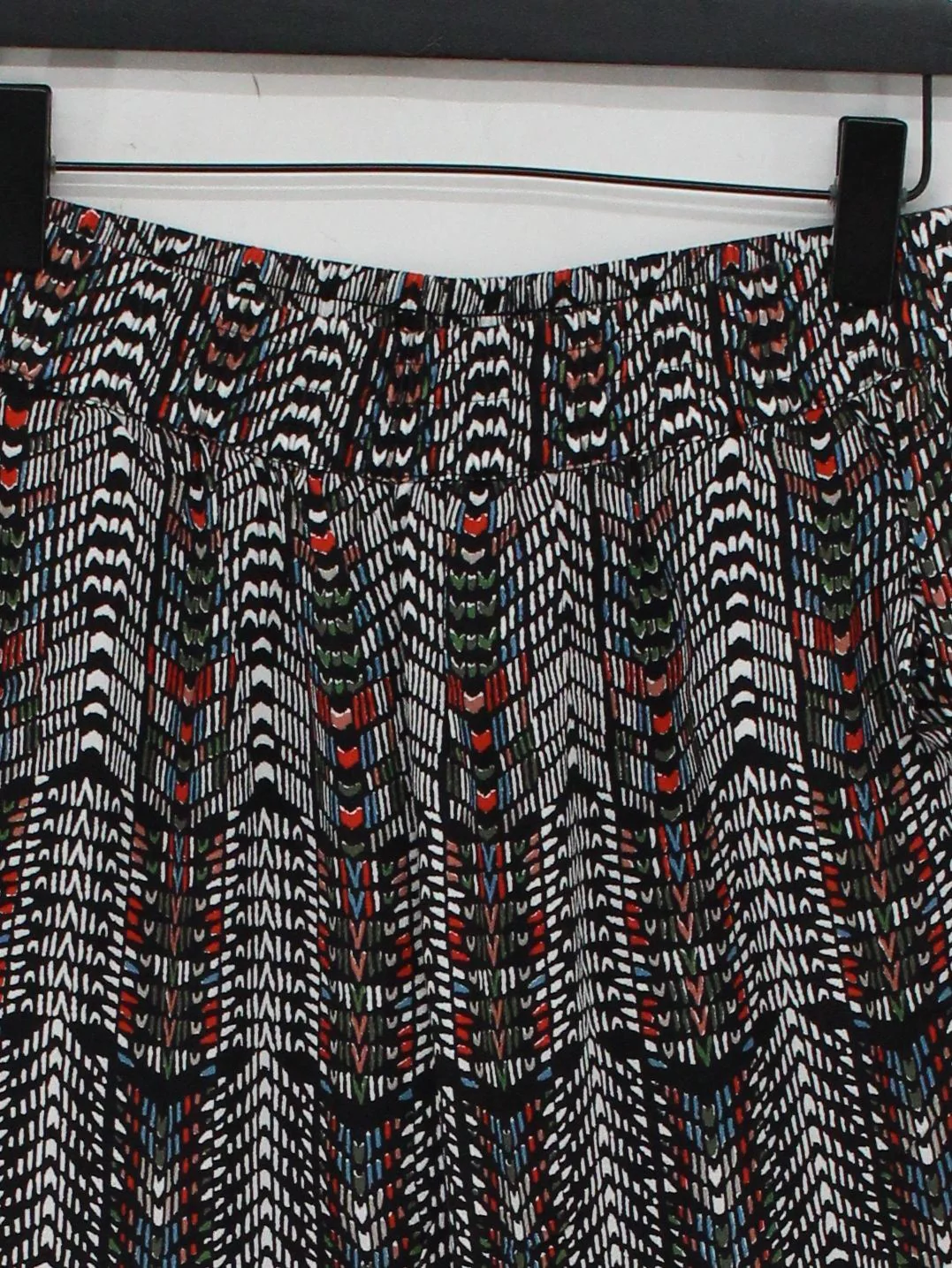 Brora Women's Trousers UK 12 Multi Geometric 100% Viscose Tapered Capri - Image 3