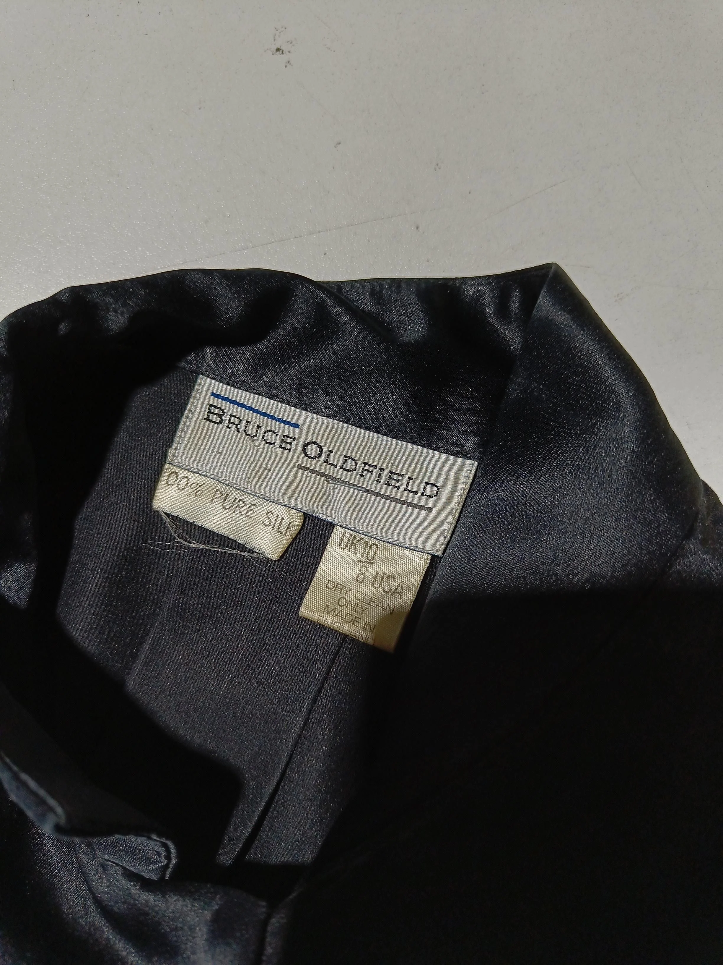 Bruce Oldfield Women's Blouse M Black 100% Silk Long Sleeve Collared Basic - Image 6