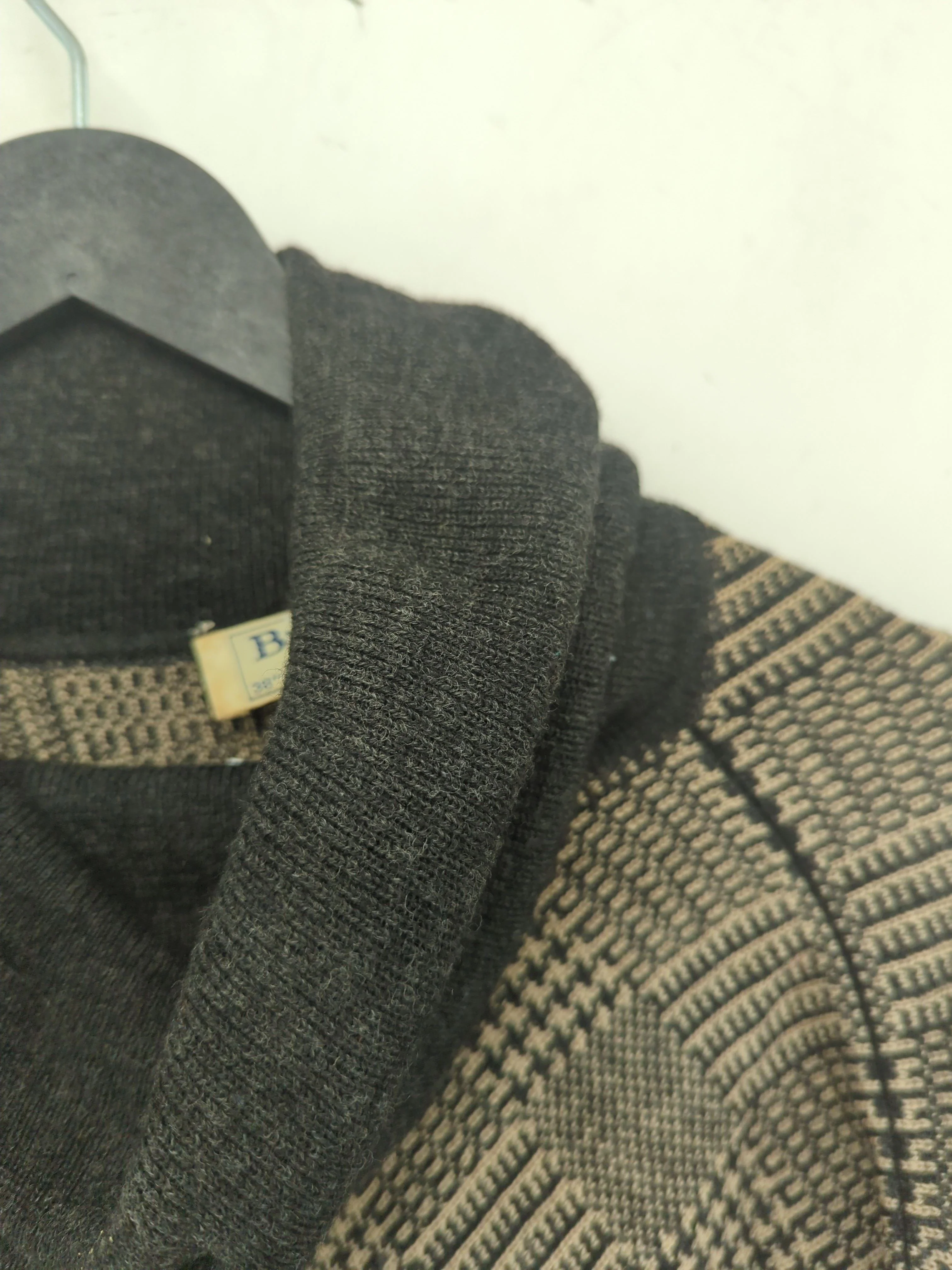 Burberry Women's Jumper M Tan 100% Other Roll Neck Pullover - Image 6