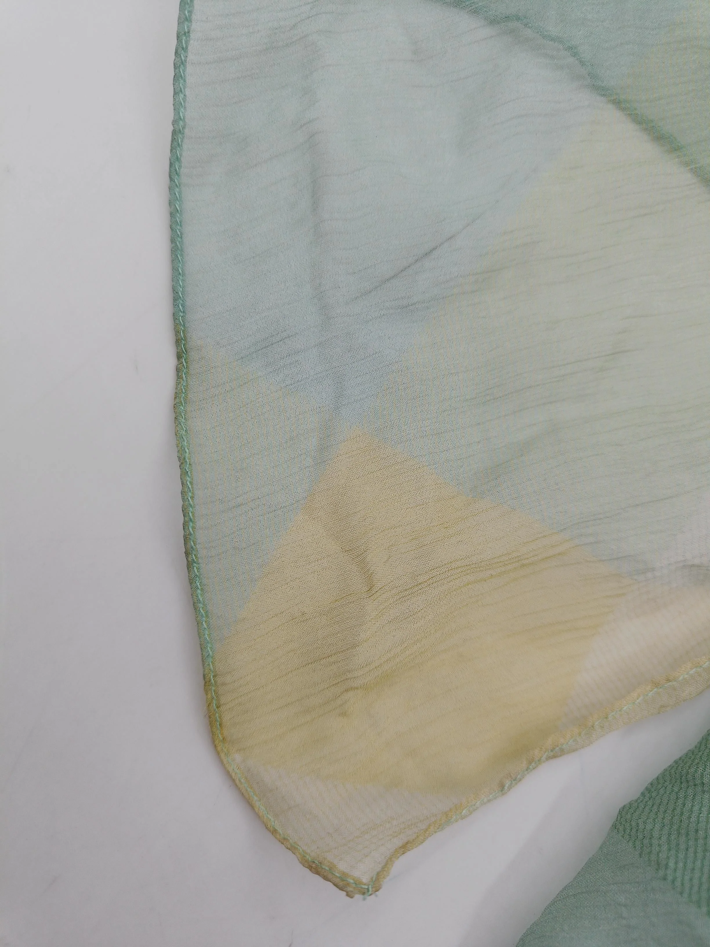 Burberry Women's Scarf Multi Checkered 100% Silk Rectangle Scarf - Image 4
