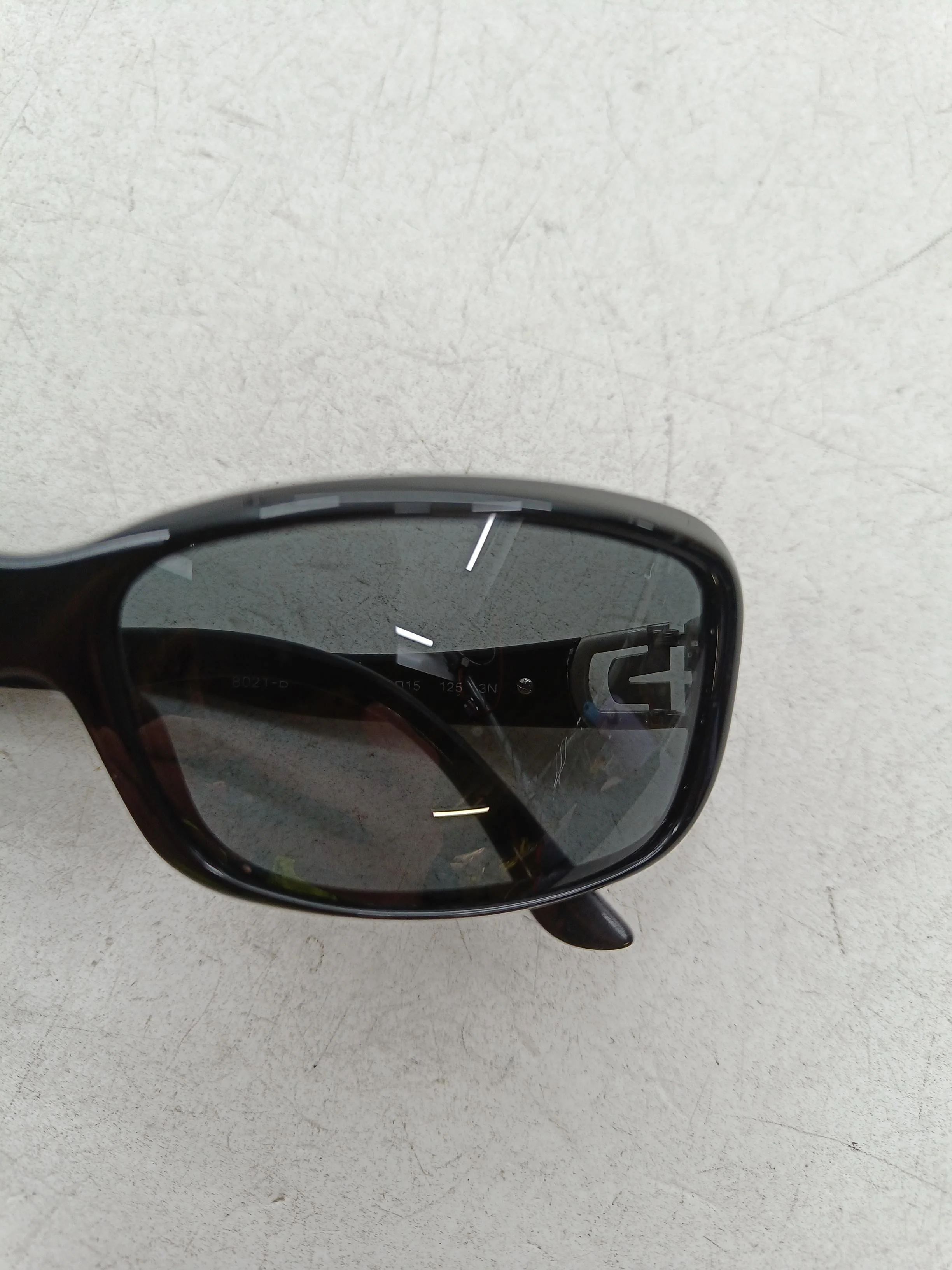 Bvlgari Men's Sunglasses Black Oval - Image 3