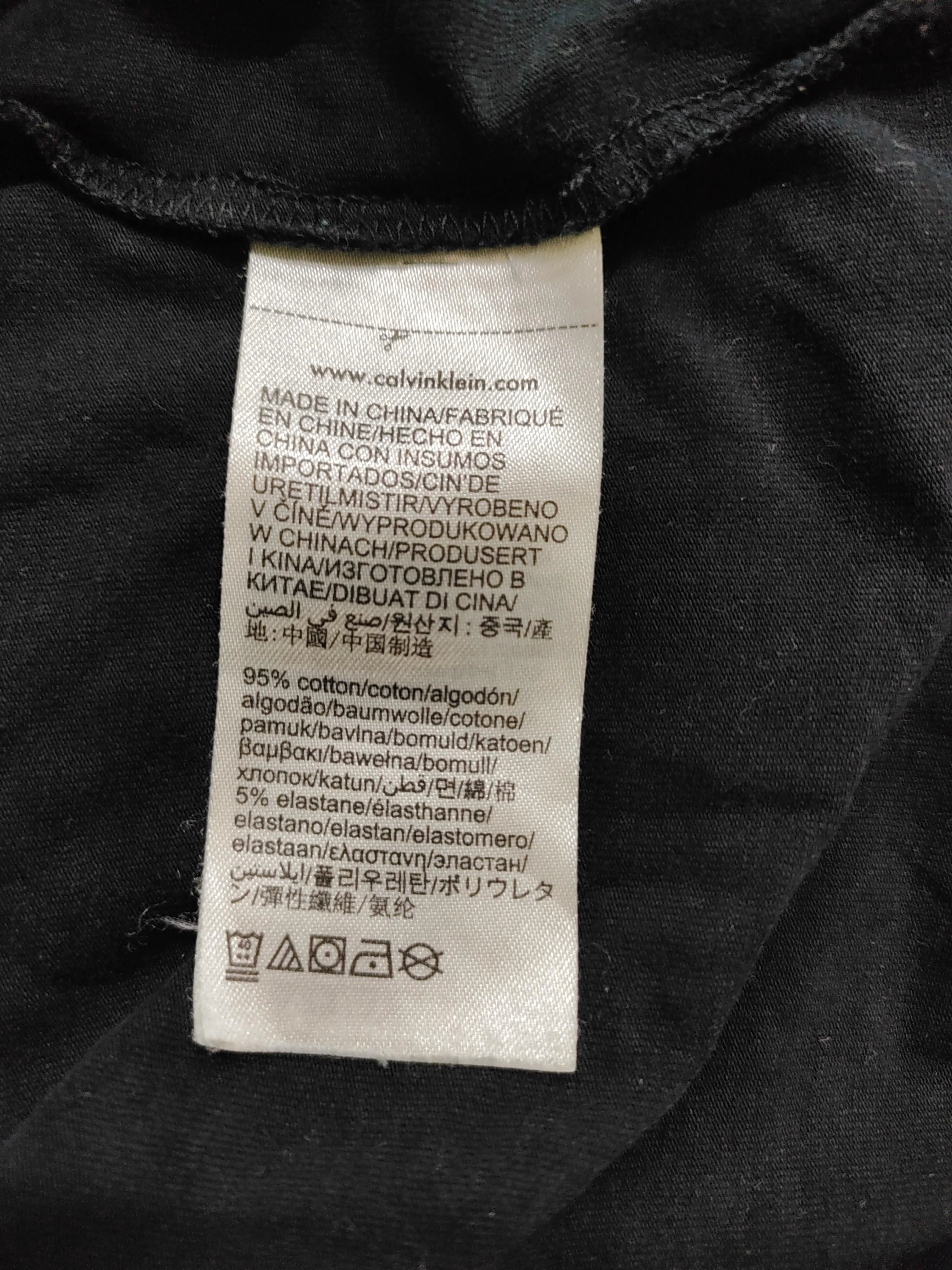 Calvin Klein Men's T-Shirt S Black Cotton with Elastane Basic - Image 6