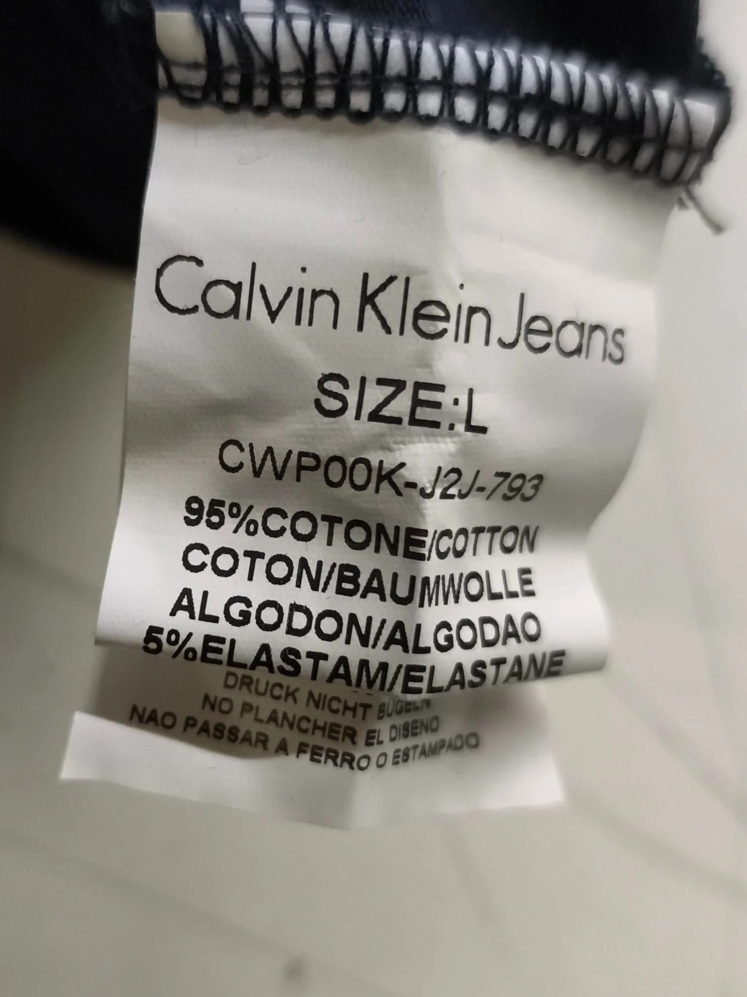 Calvin Klein Women's T-Shirt L Black Cotton with Elastane Basic - Image 6