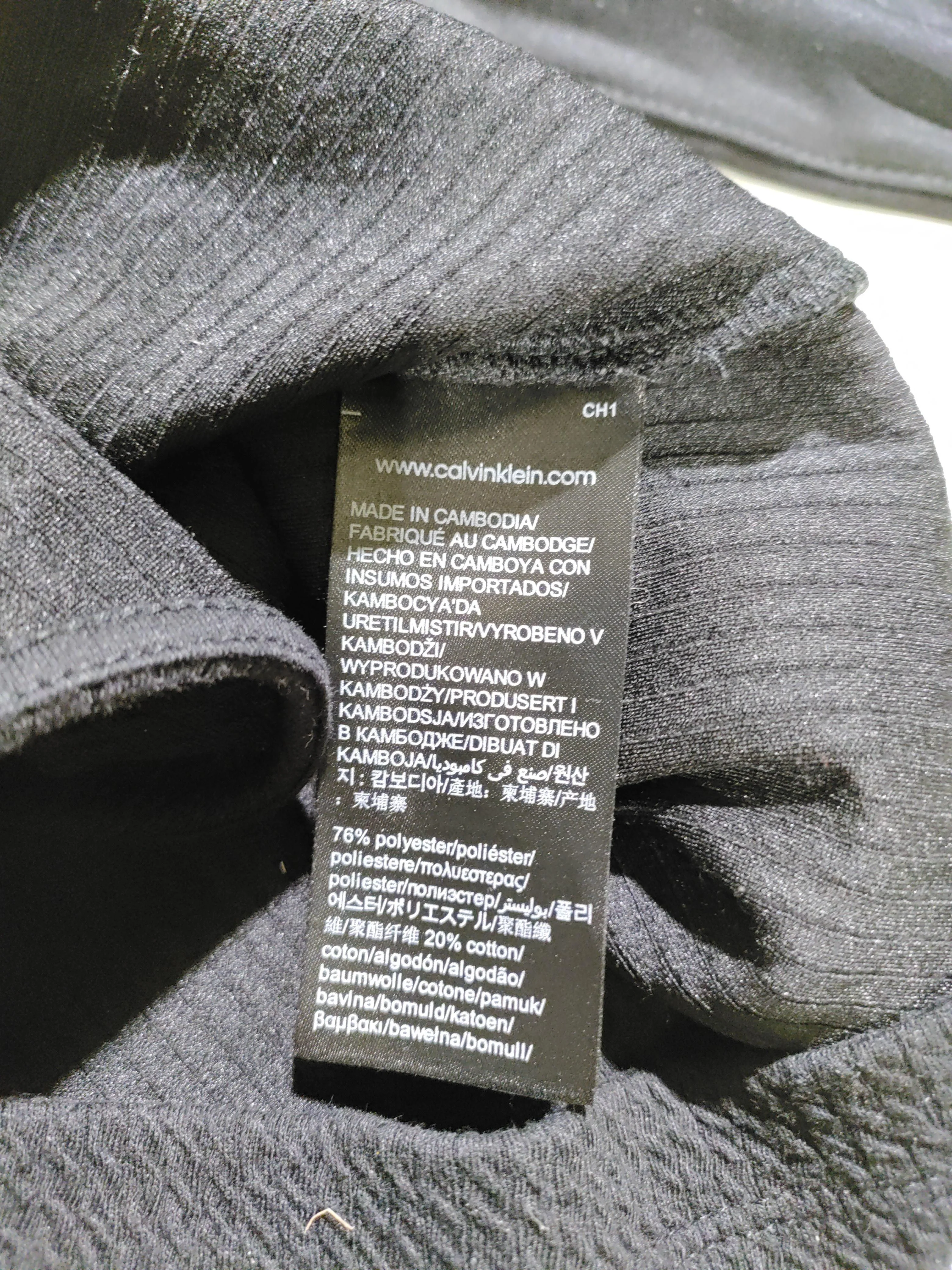 Calvin Klein Women's T-Shirt M Black Polyester with Cotton Basic - Image 6