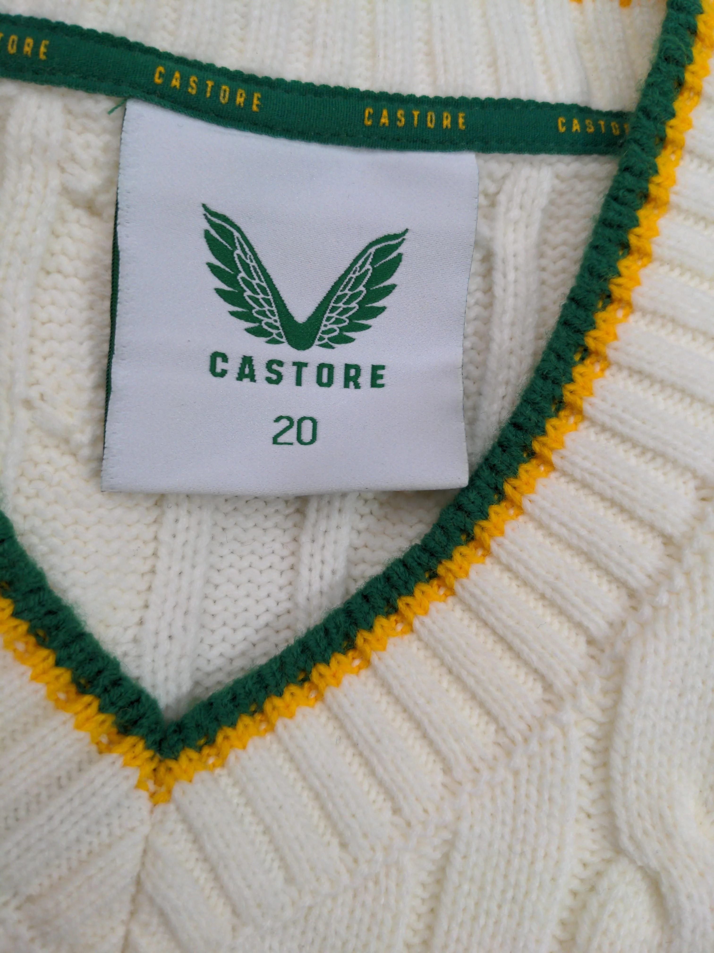 Castore Men's Jumper XXL Cream 100% Acrylic V-Neck Vest - Image 6