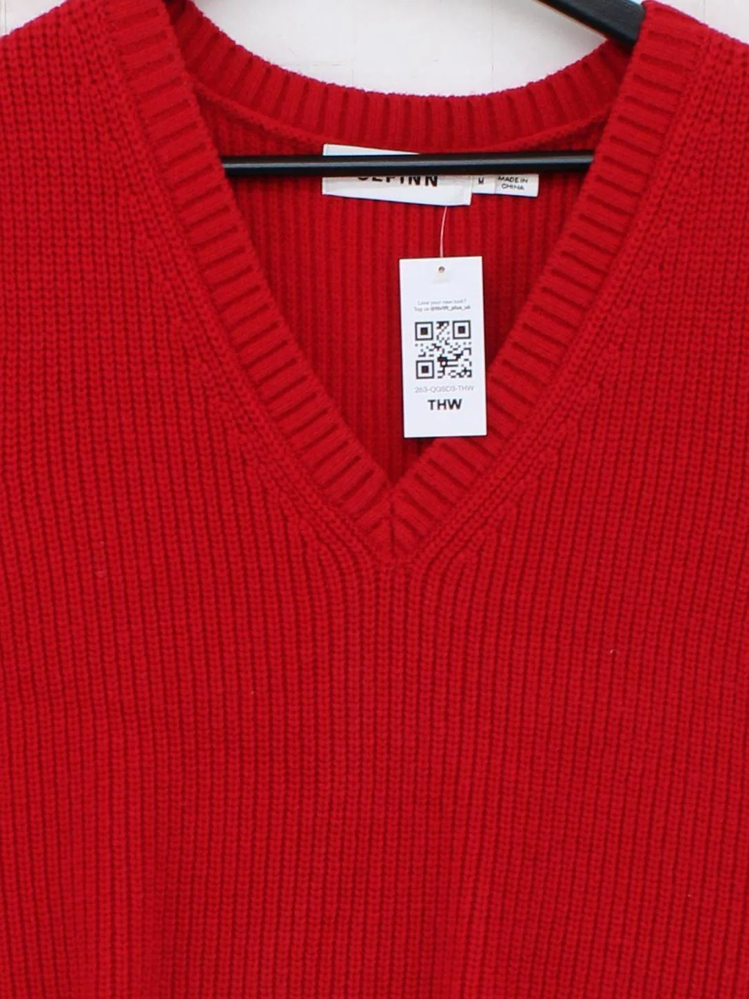 Cefinn Women's Jumper M Red Wool with Nylon V-Neck Vest - Image 3