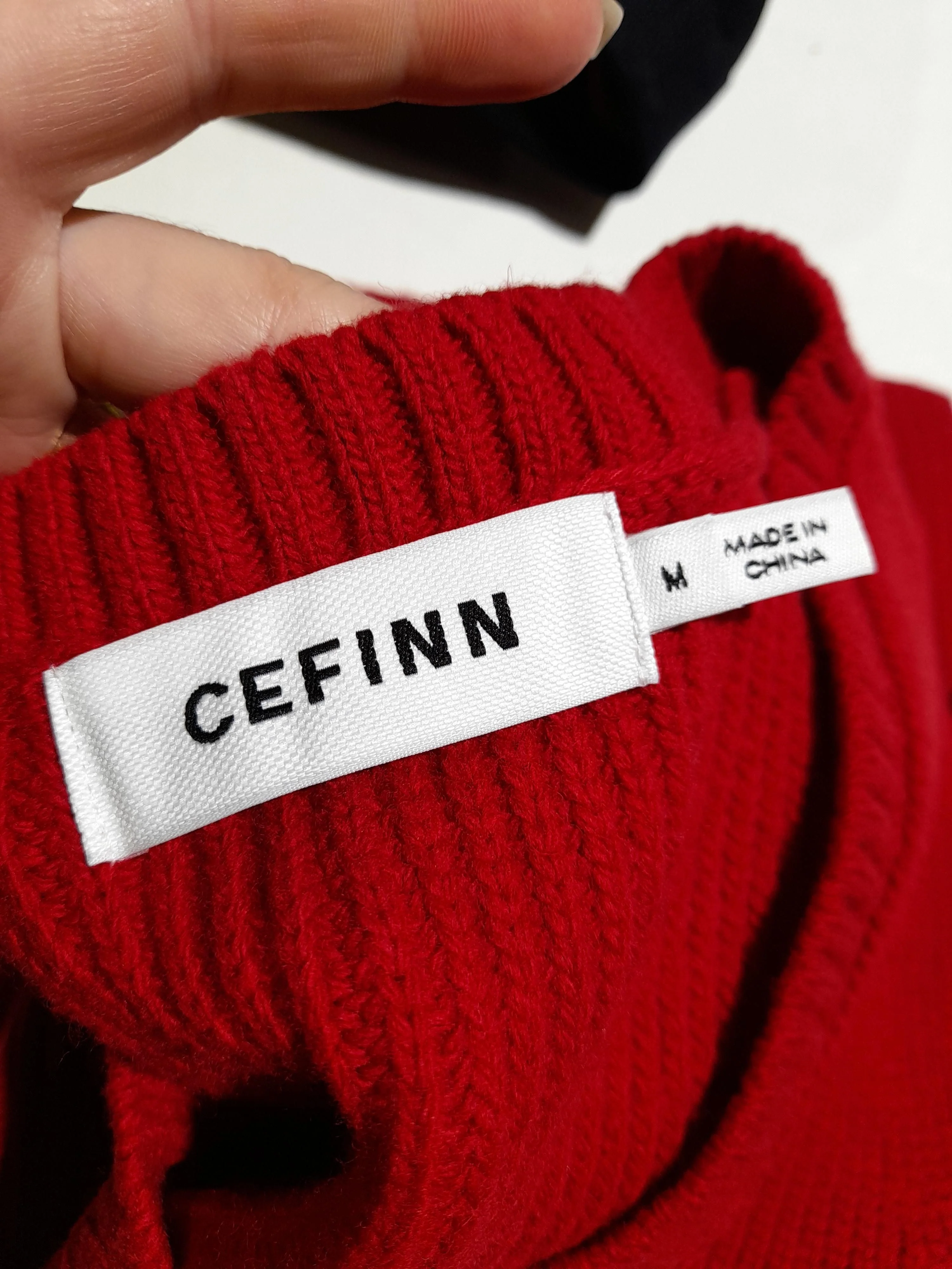 Cefinn Women's Jumper M Red Wool with Nylon V-Neck Vest - Image 5