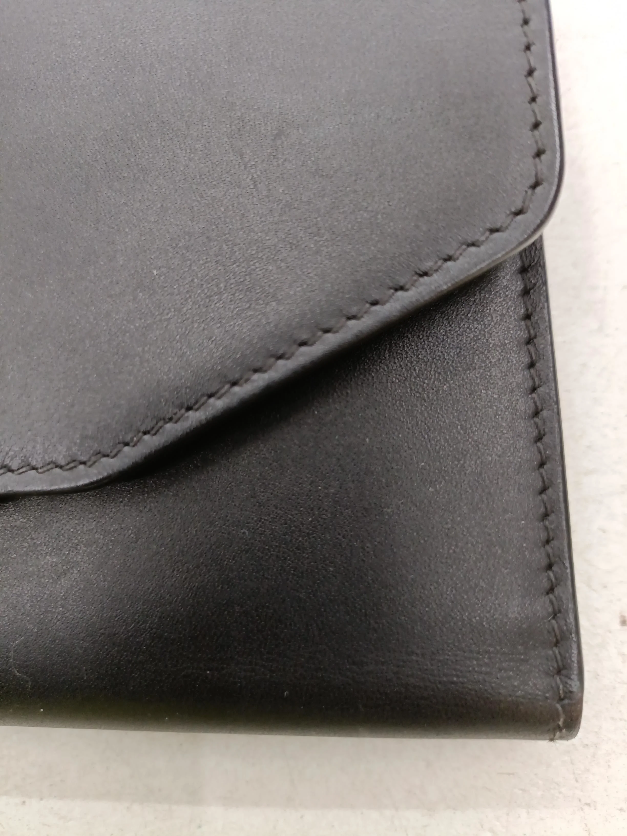 Celine Women's Bag Black 100% Leather Crossbody - Image 3