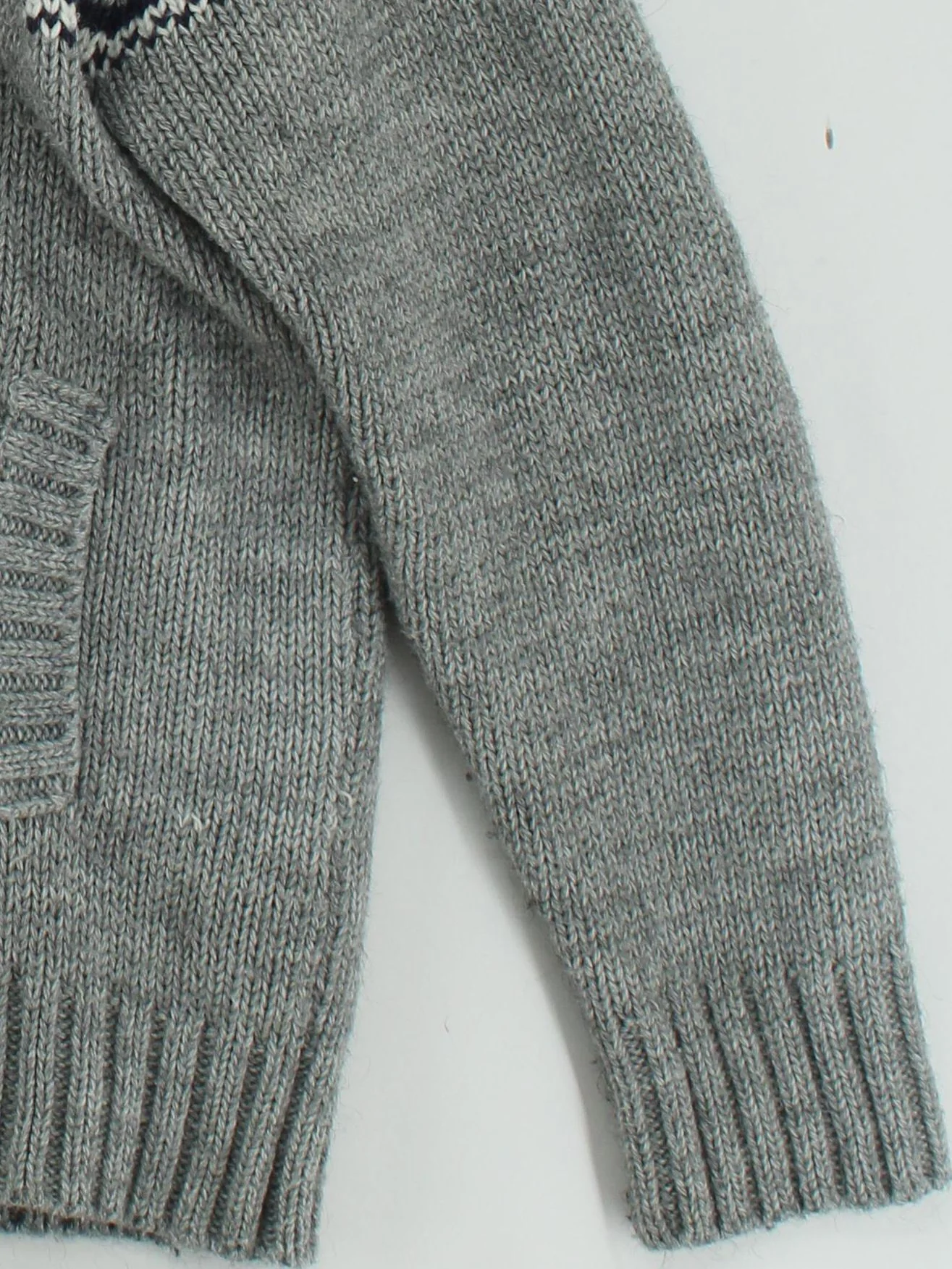 Celio Men's Cardigan XXL Grey Geometric Acrylic with Polyamide Collared Cardigan - Image 4