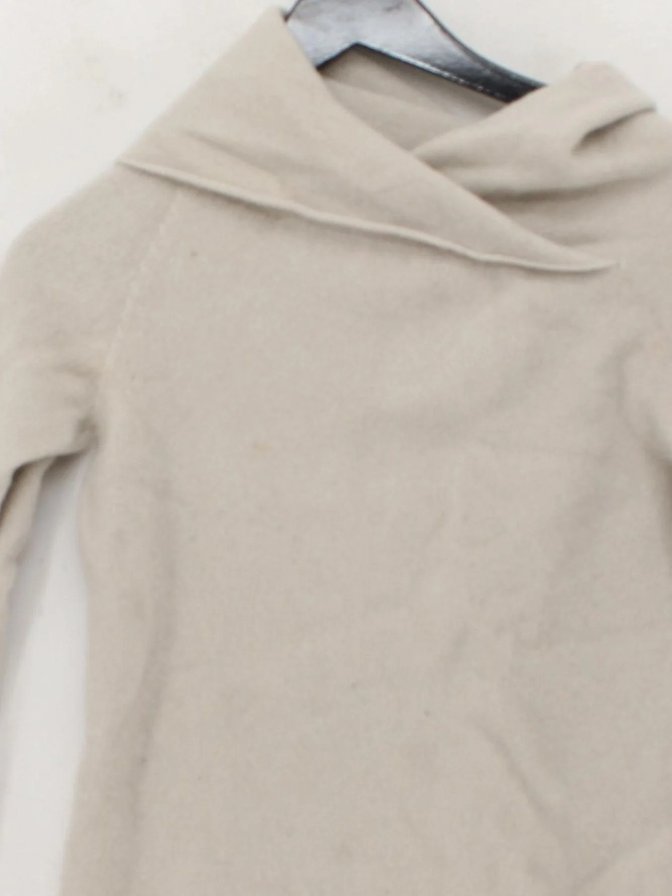 Celtic & Co Women's Jumper M Cream 100% Wool Roll Neck Pullover - Image 3