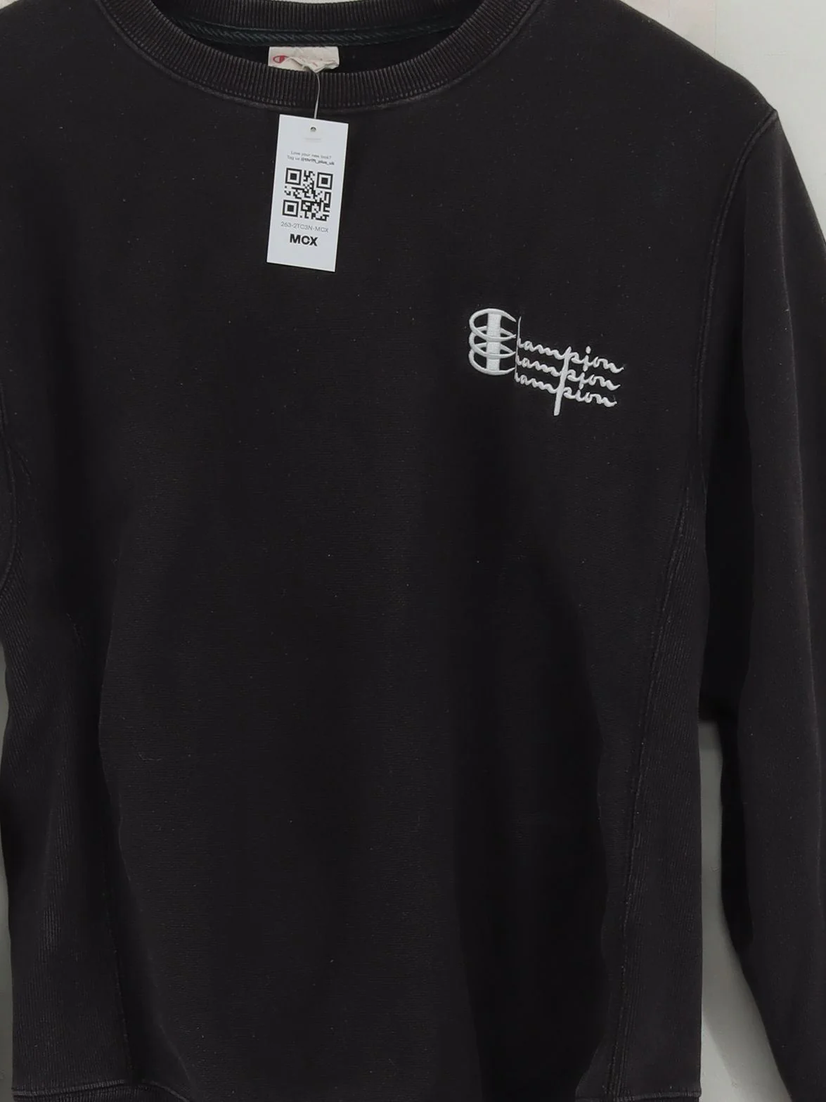 Champion Men's Hoodie M Black Graphic 100% Cotton Pullover - Image 3