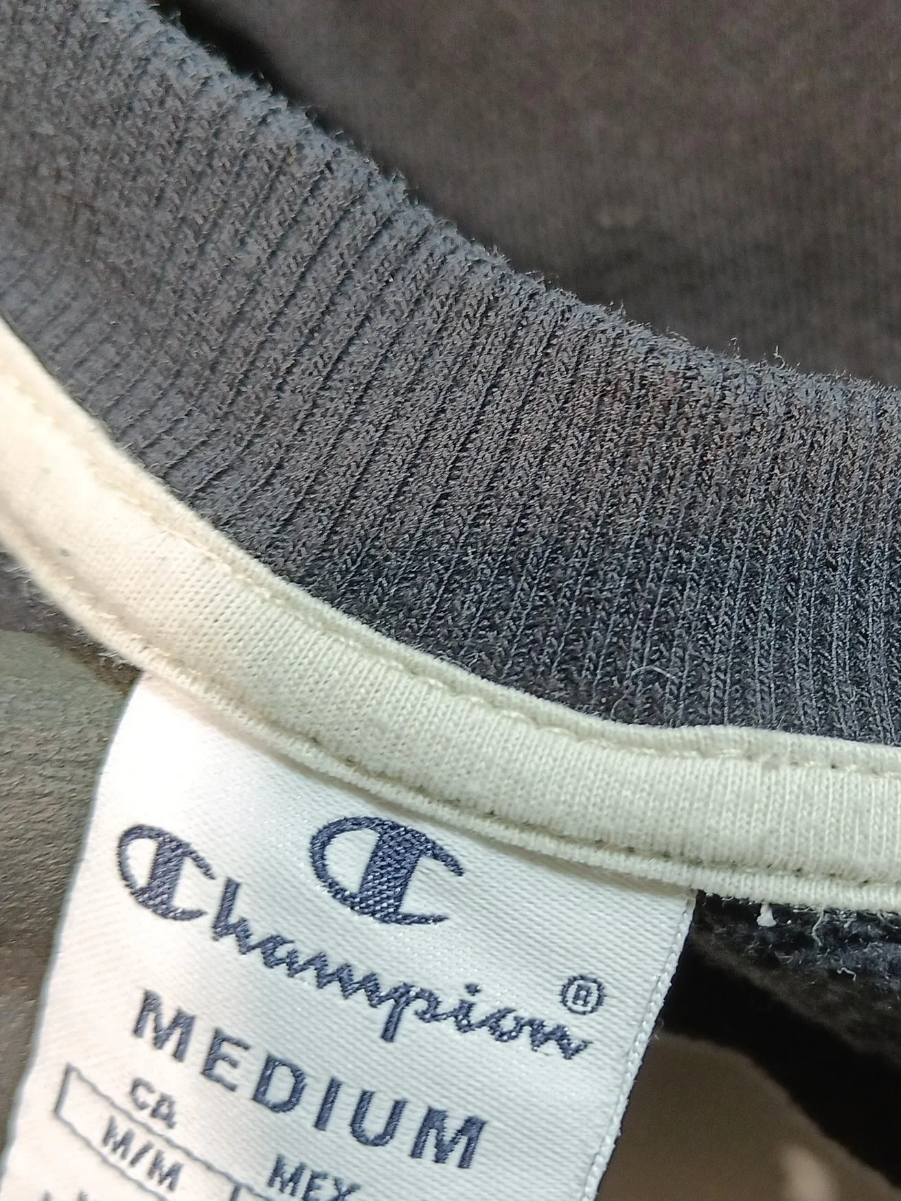 Champion Men's Hoodie M Black Graphic 100% Cotton Pullover - Image 6
