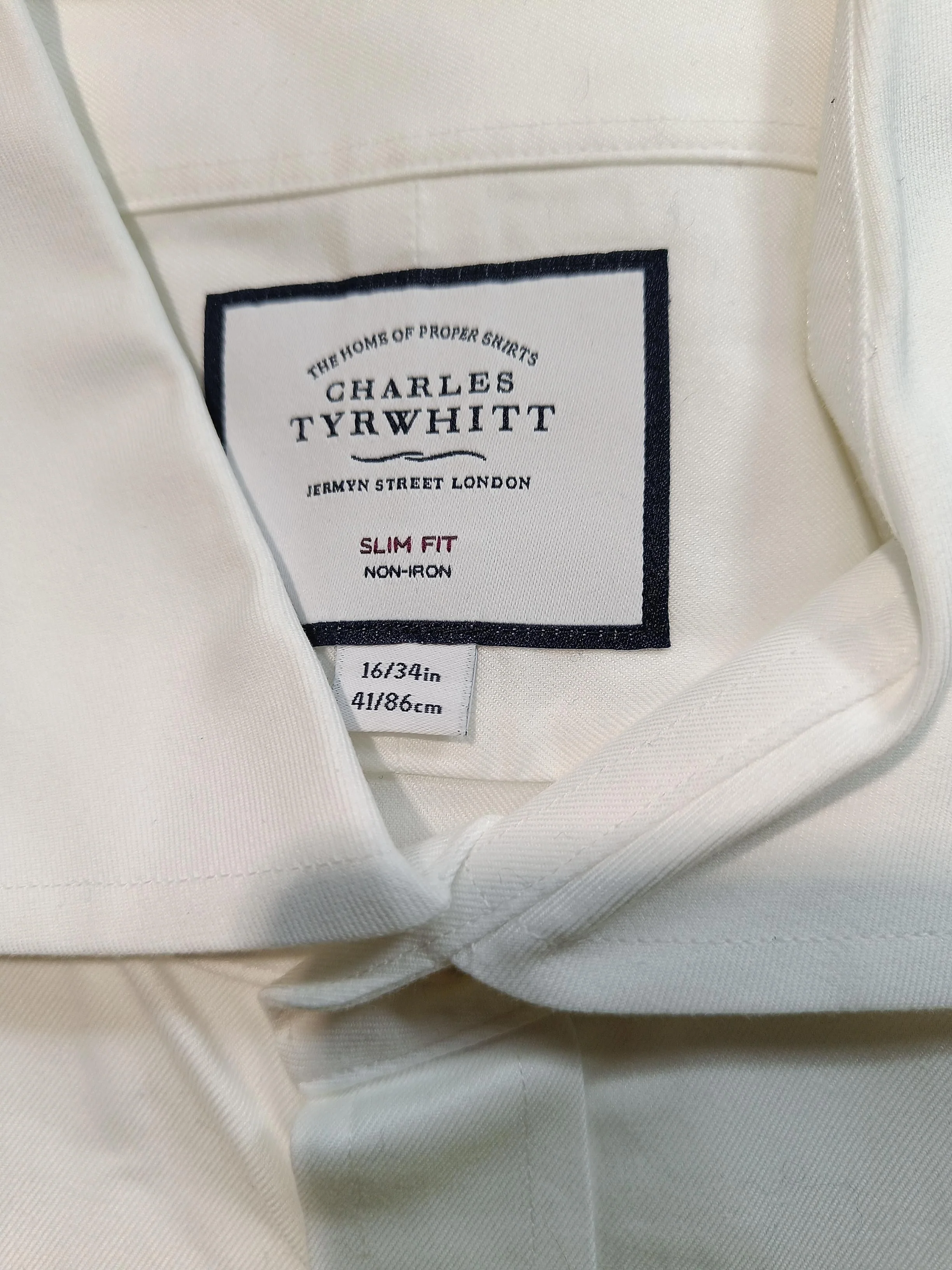 Charles Tyrwhitt Men's Shirt Collar: 16 in White 100% Cotton Basic - Image 6
