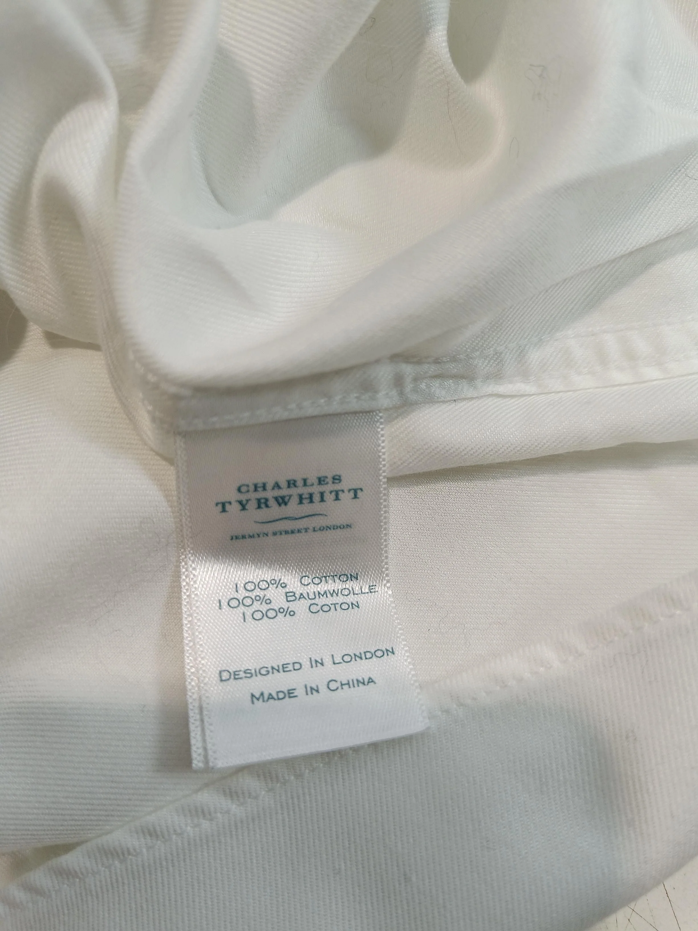 Charles Tyrwhitt Men's Shirt Collar: 16 in White 100% Cotton Basic - Image 7