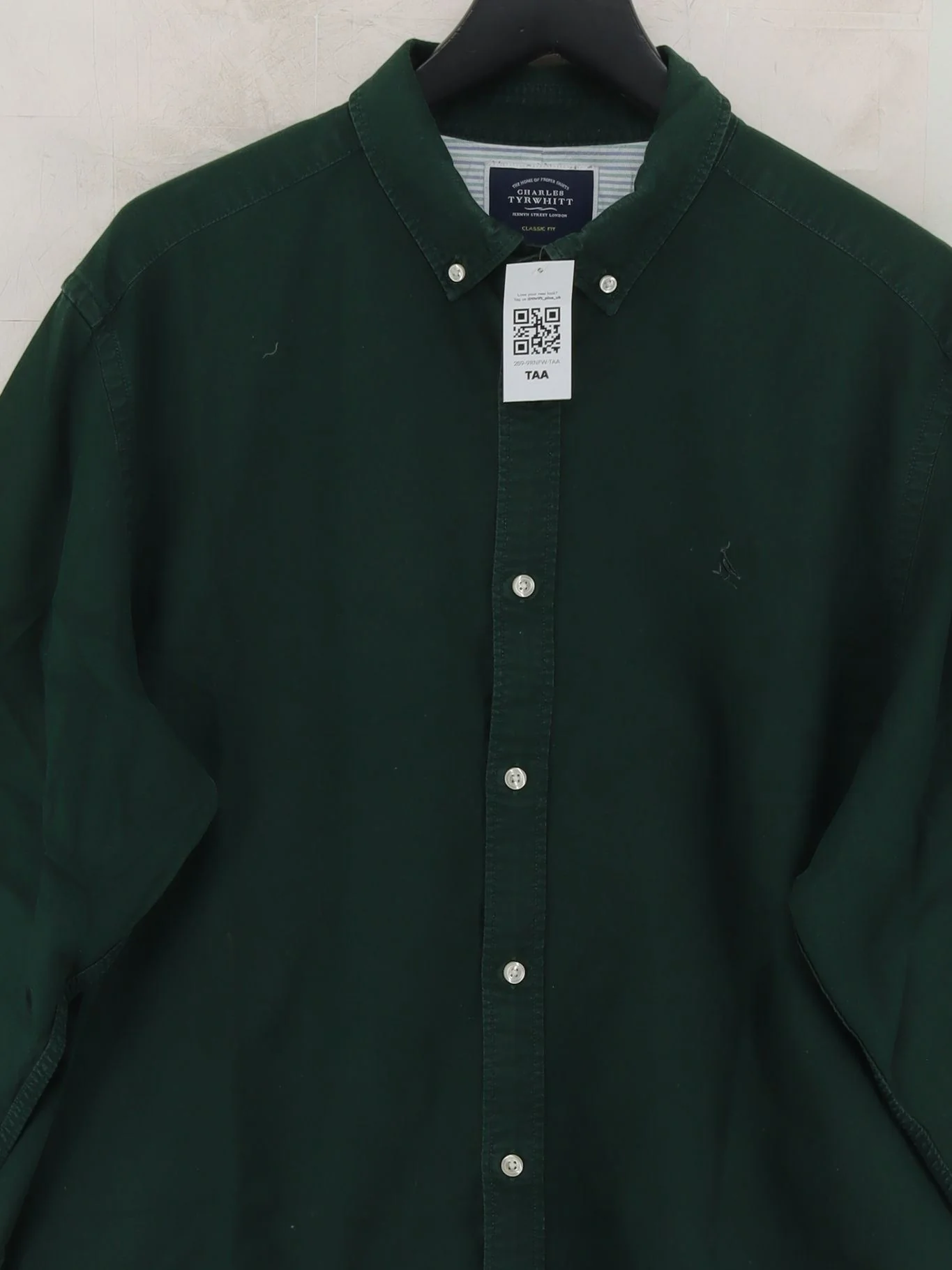 Charles Tyrwhitt Men's Shirt XL Green 100% Cotton Basic - Image 3