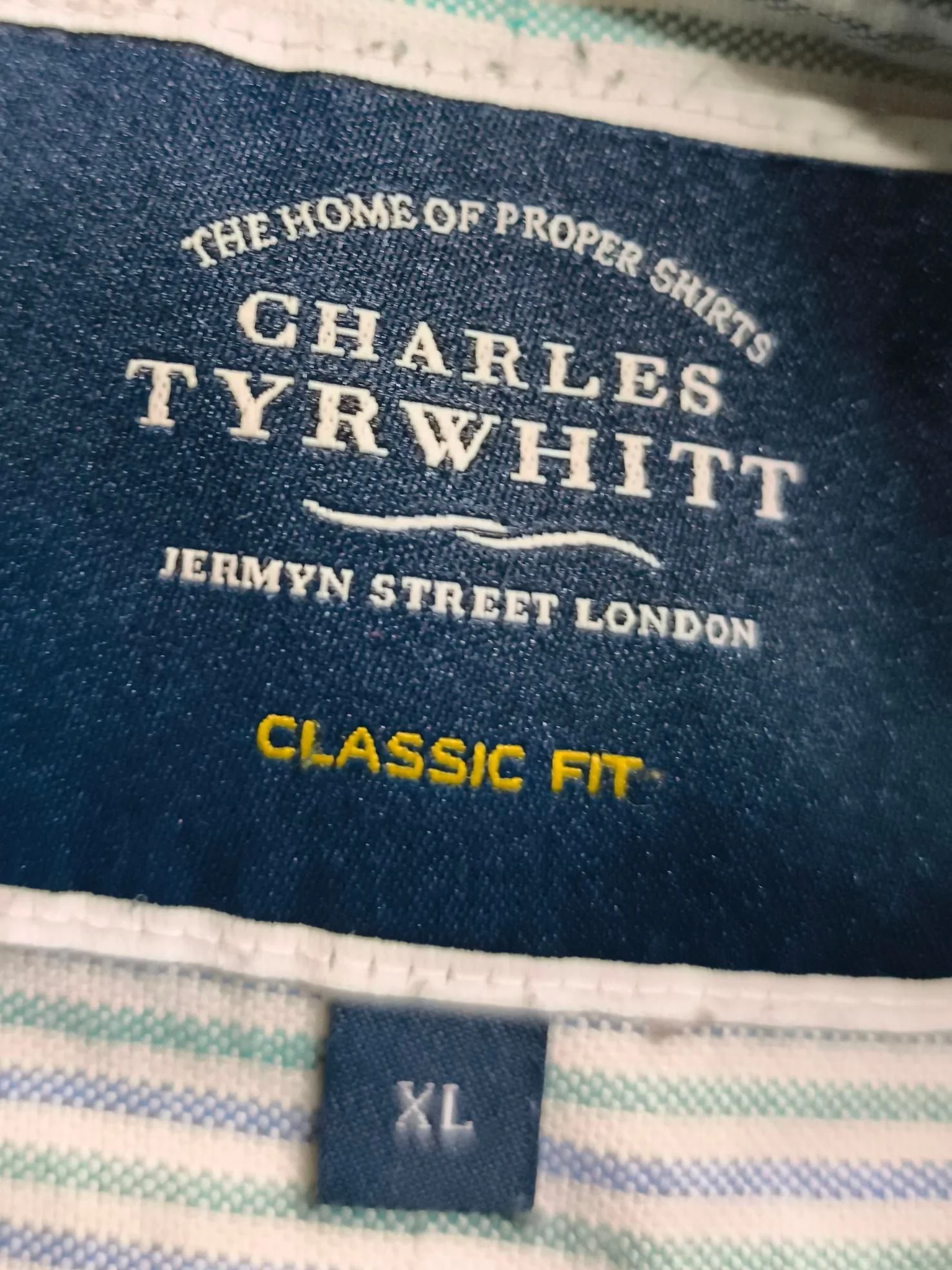 Charles Tyrwhitt Men's Shirt XL Green 100% Cotton Basic - Image 5