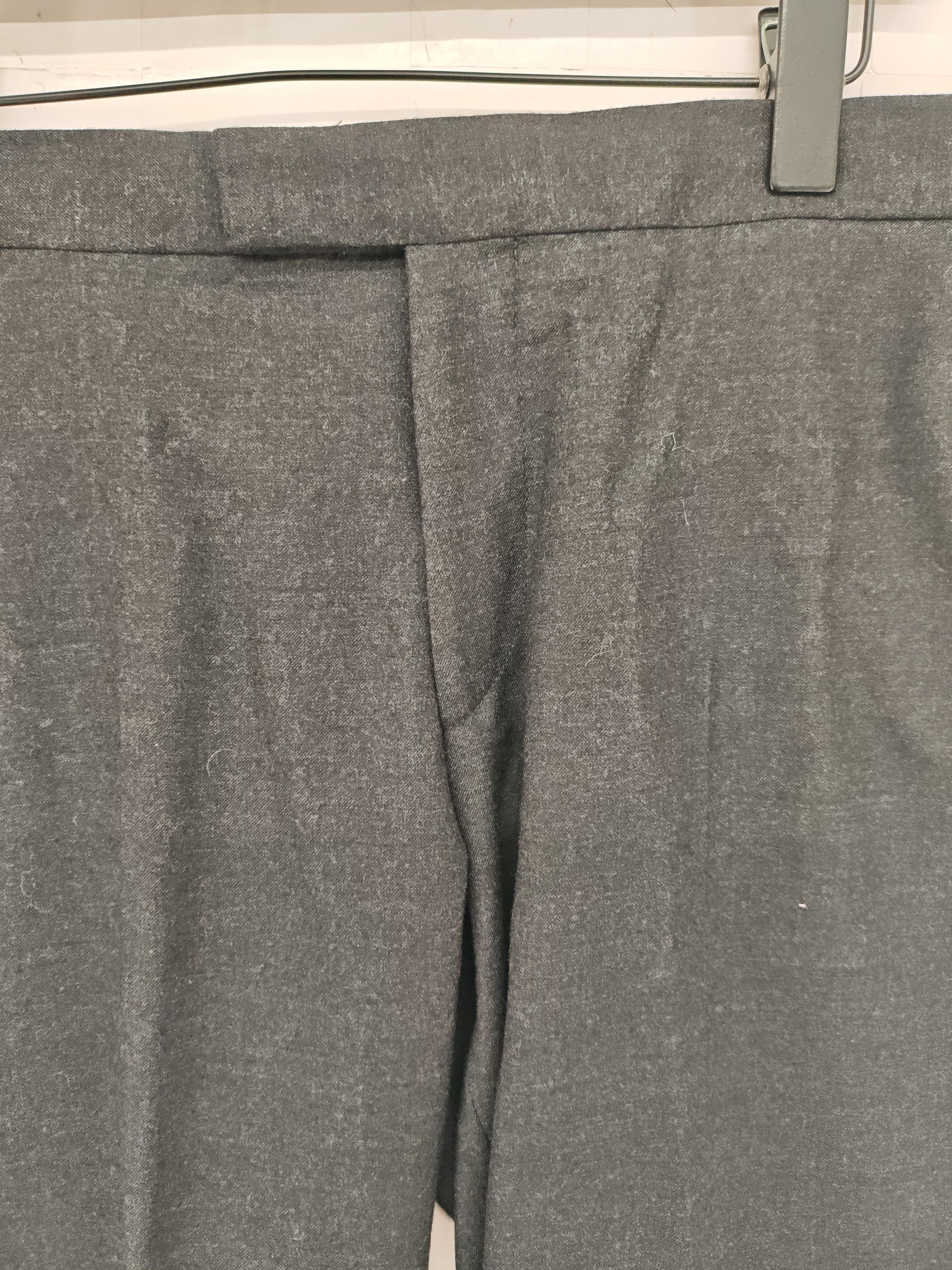 Charles Tyrwhitt Men's Two Piece Suit Chest: 38 in Grey Wool - Image 5
