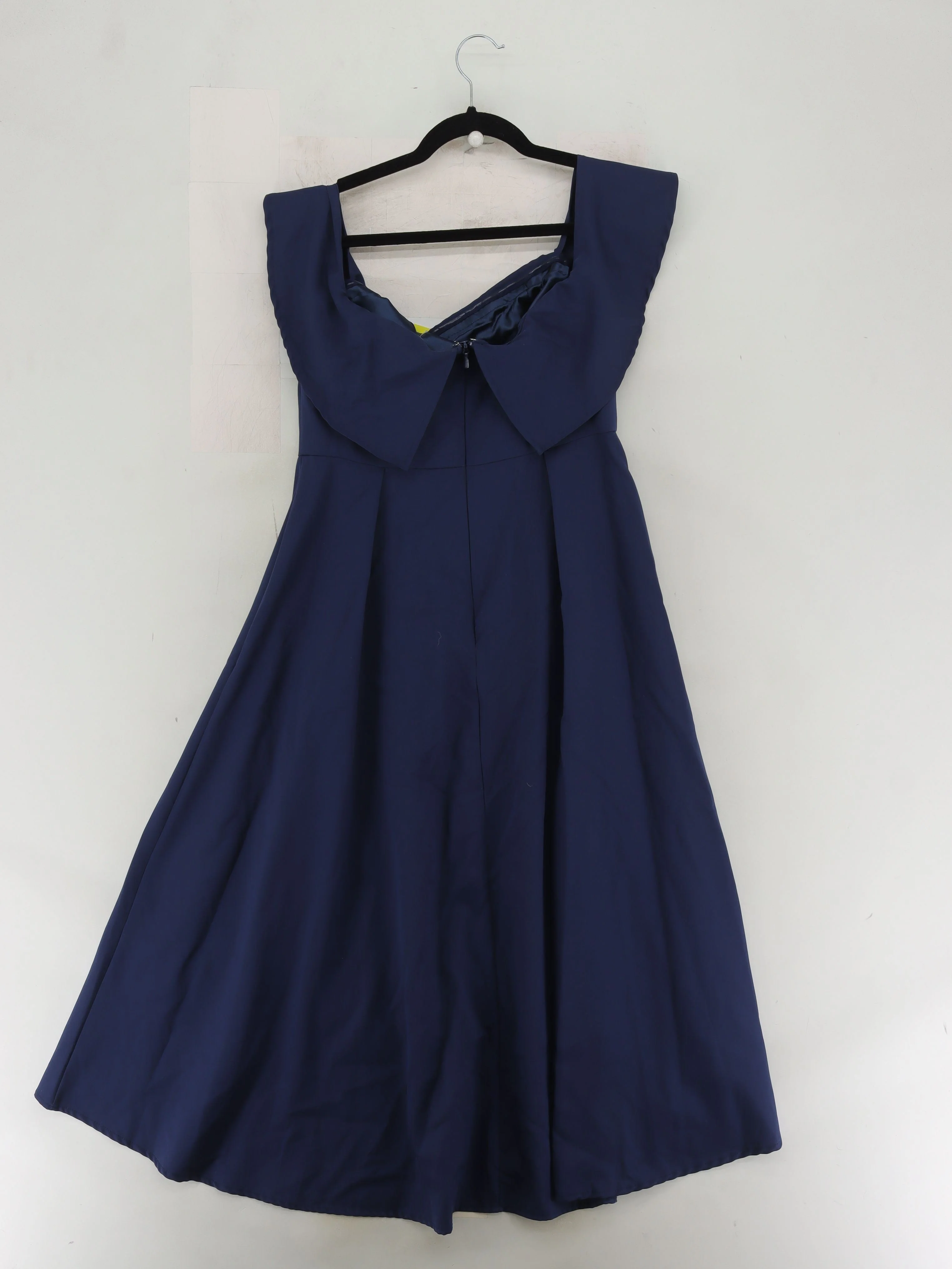 Chi Chi London A-Line Midi Dress M in Blue - Image 2