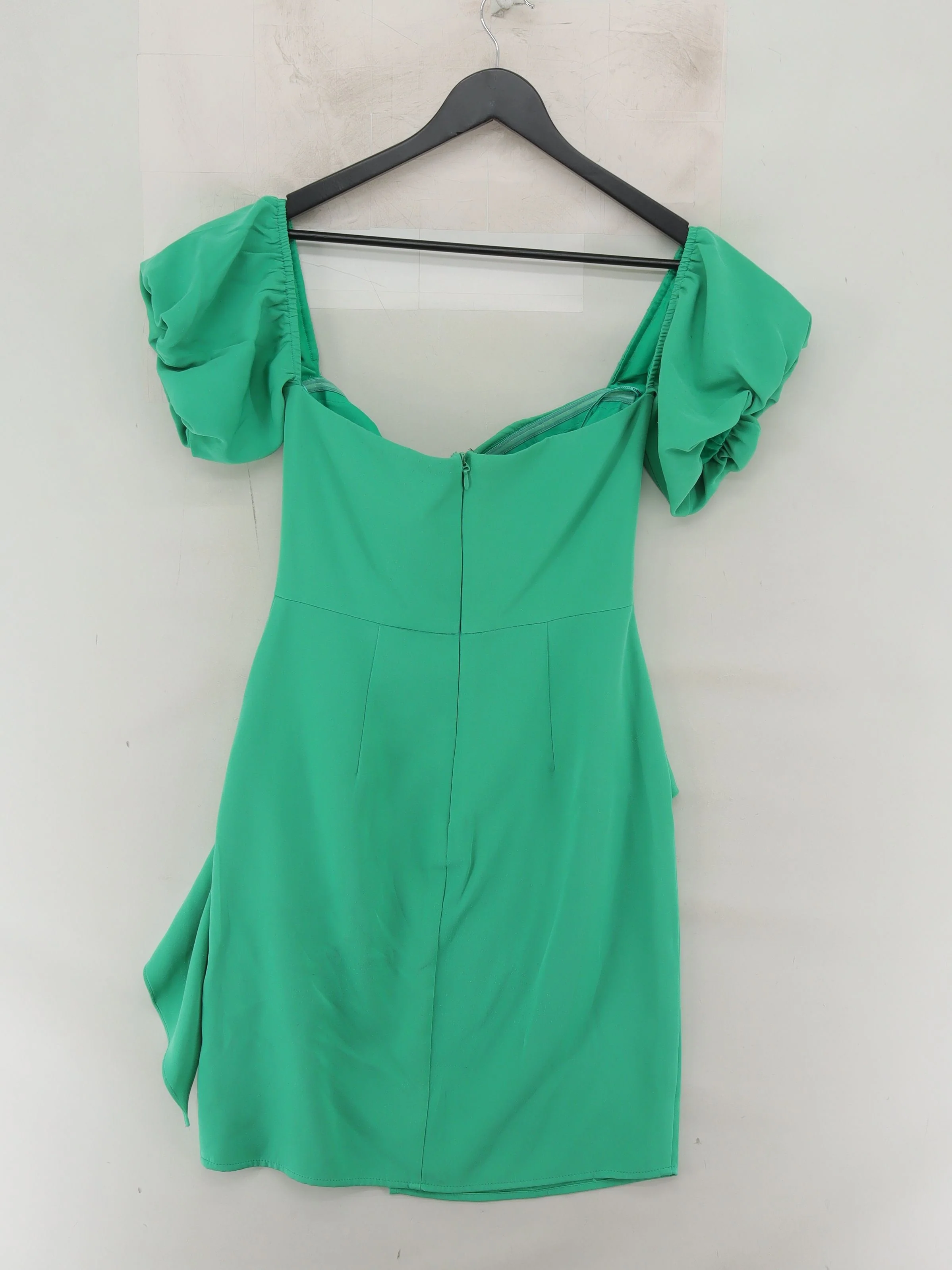 Chi Chi London Mini Dress UK10 in Green - Image 2