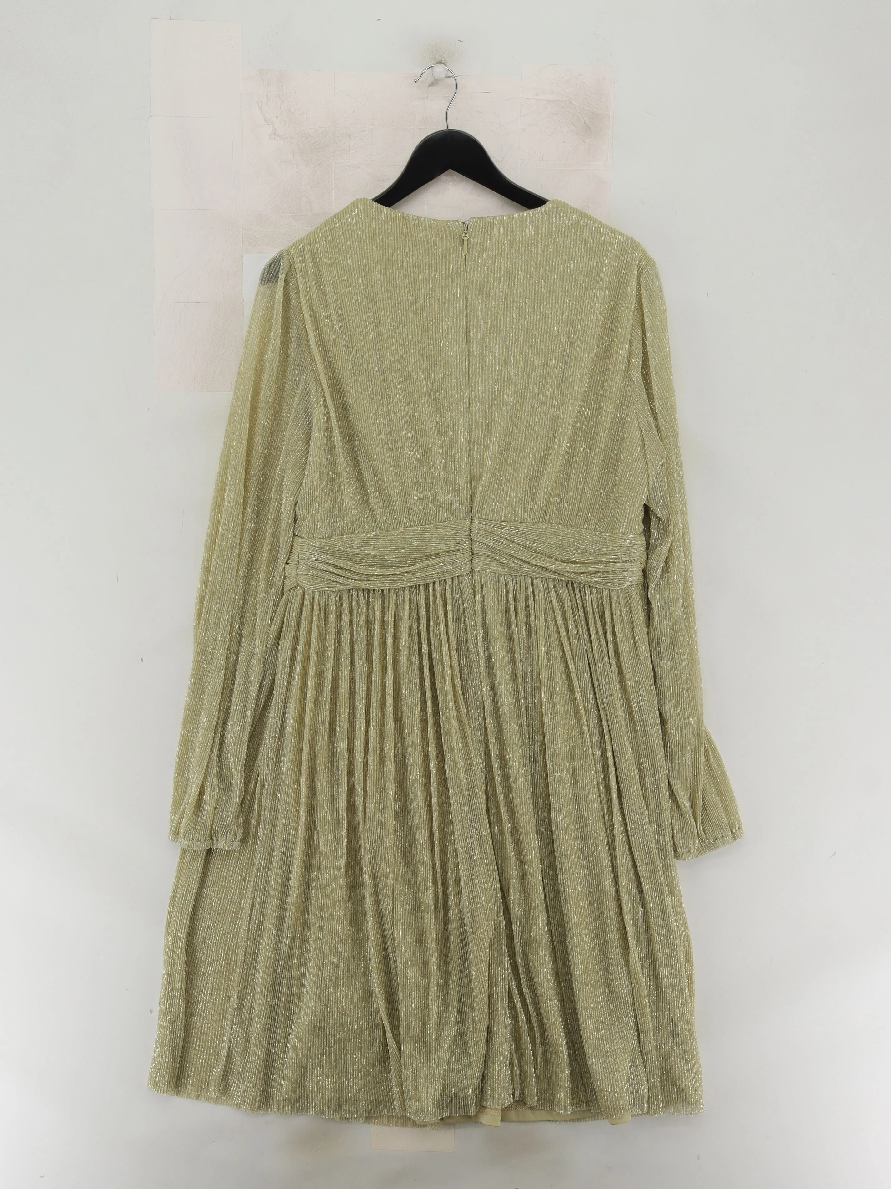 Chi Chi London Wrap Mini Dress UK16 in Gold - Image 2