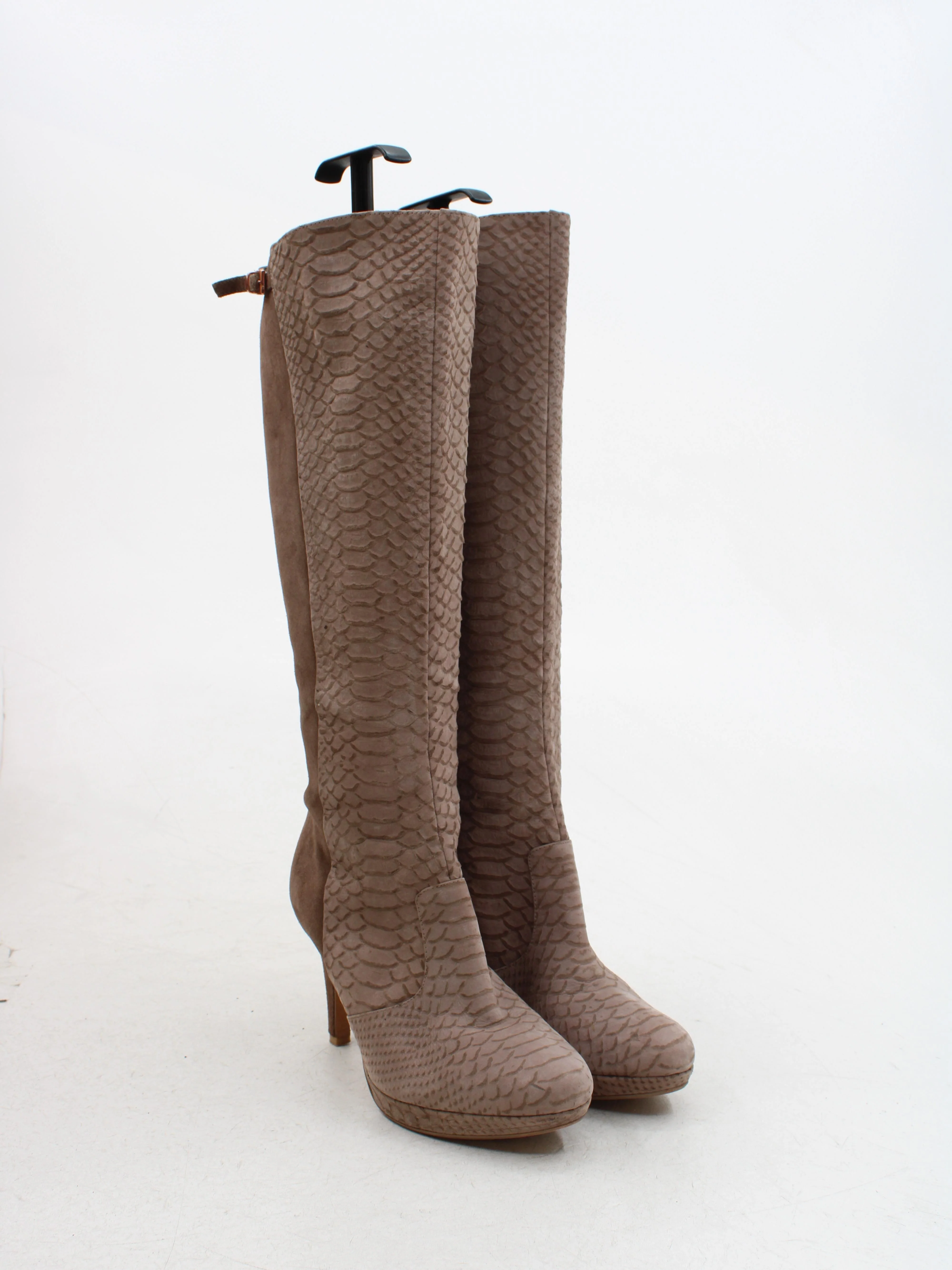 Clarks Women's Boots UK 5.5 Brown Animal Print Suede with Faux Leather Platform - Image 4