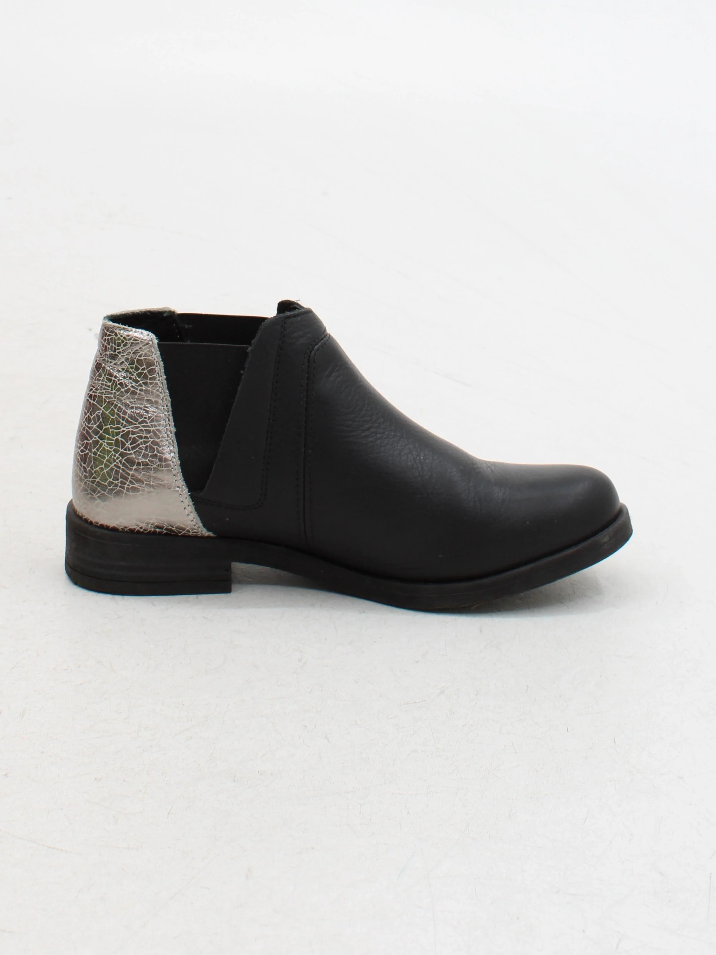Clarks Women's Boots UK 5 Black Leather with Faux Leather Chelsea - Image 5