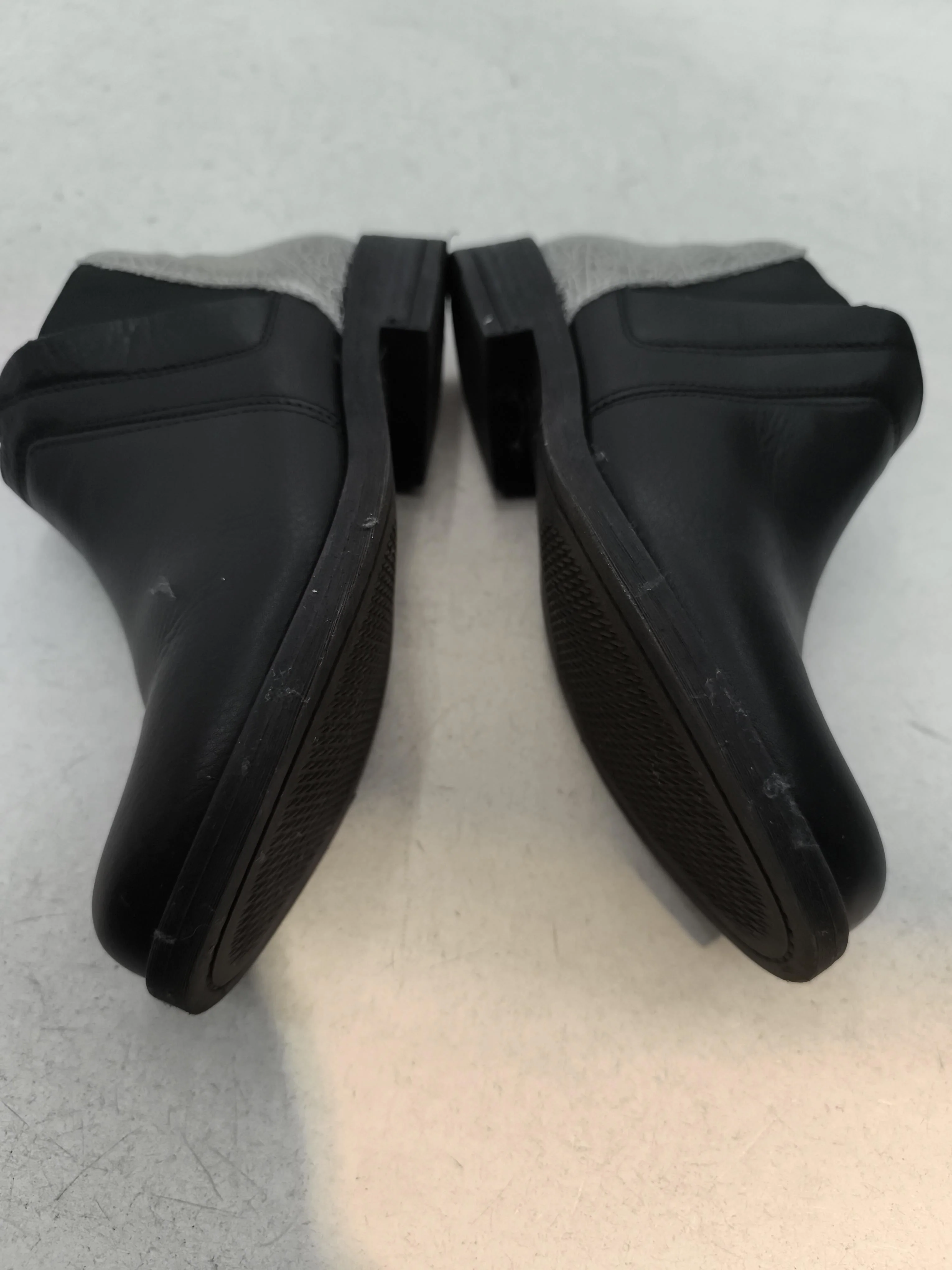 Clarks Women's Boots UK 5 Black Leather with Faux Leather Chelsea - Image 7