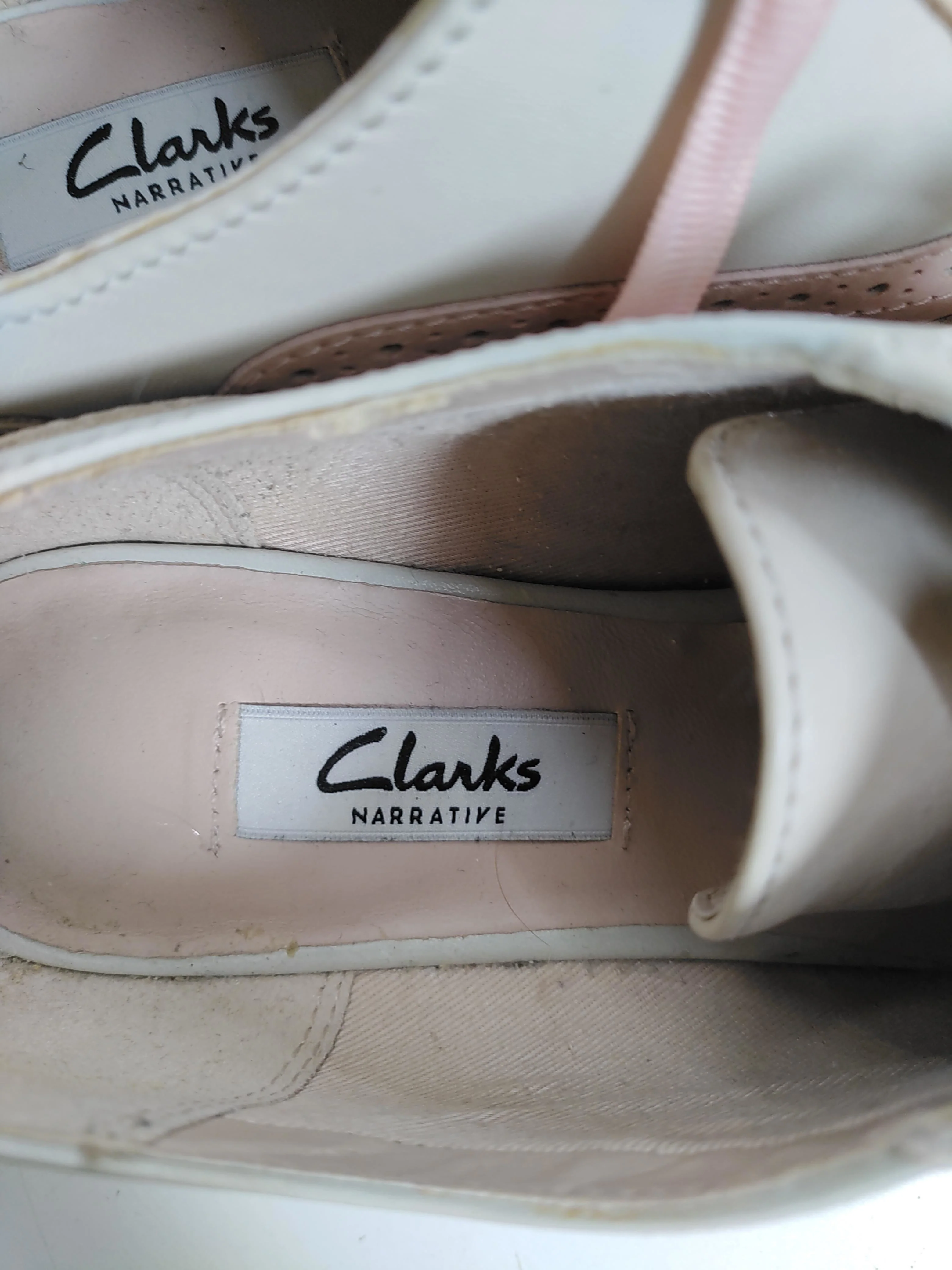 Clarks Women's Flat Shoes UK 5 Cream 100% Leather Loafer - Image 9