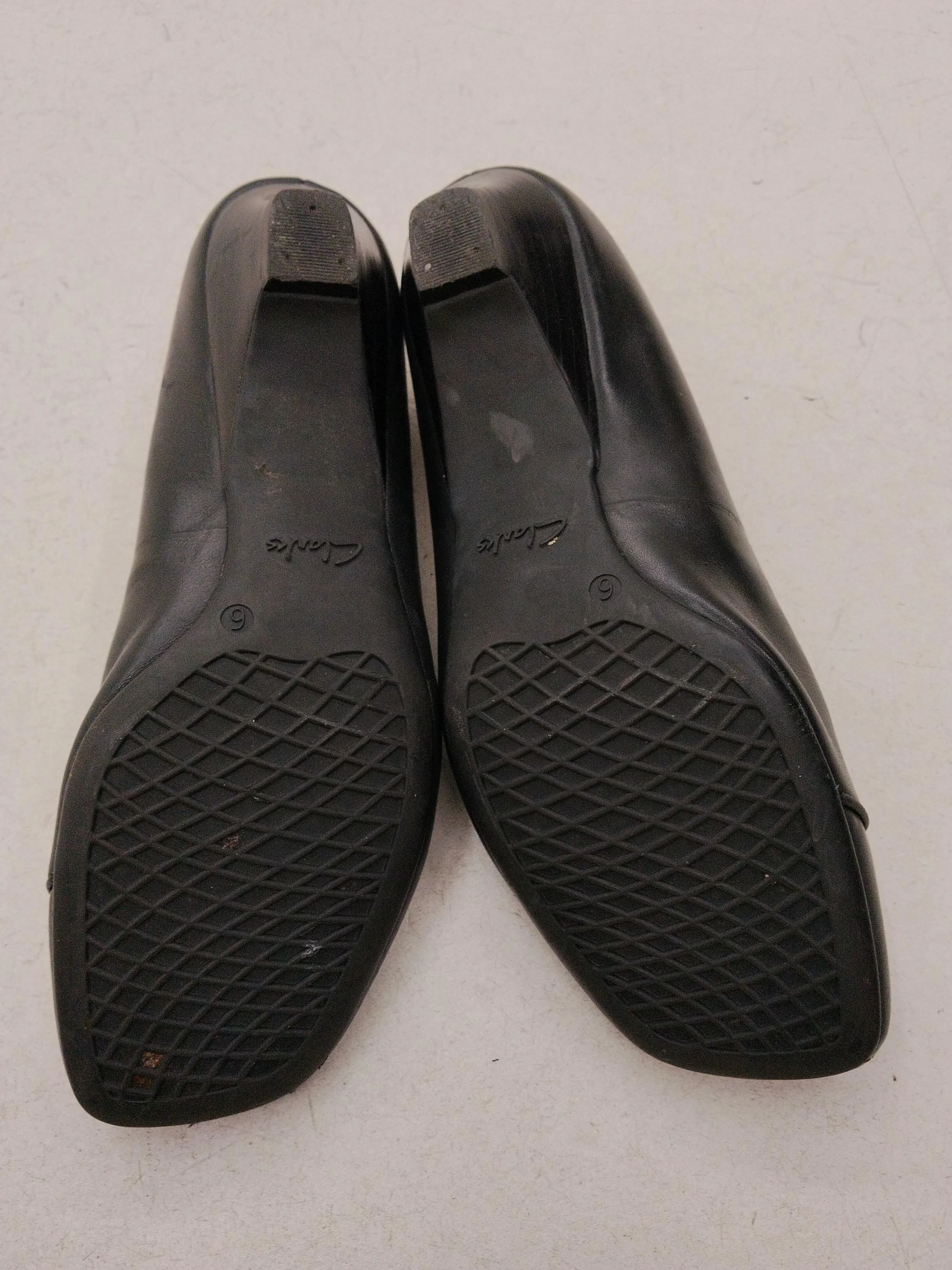 Clarks Women's Flat Shoes UK 6 Black 100% Leather Loafer - Image 7