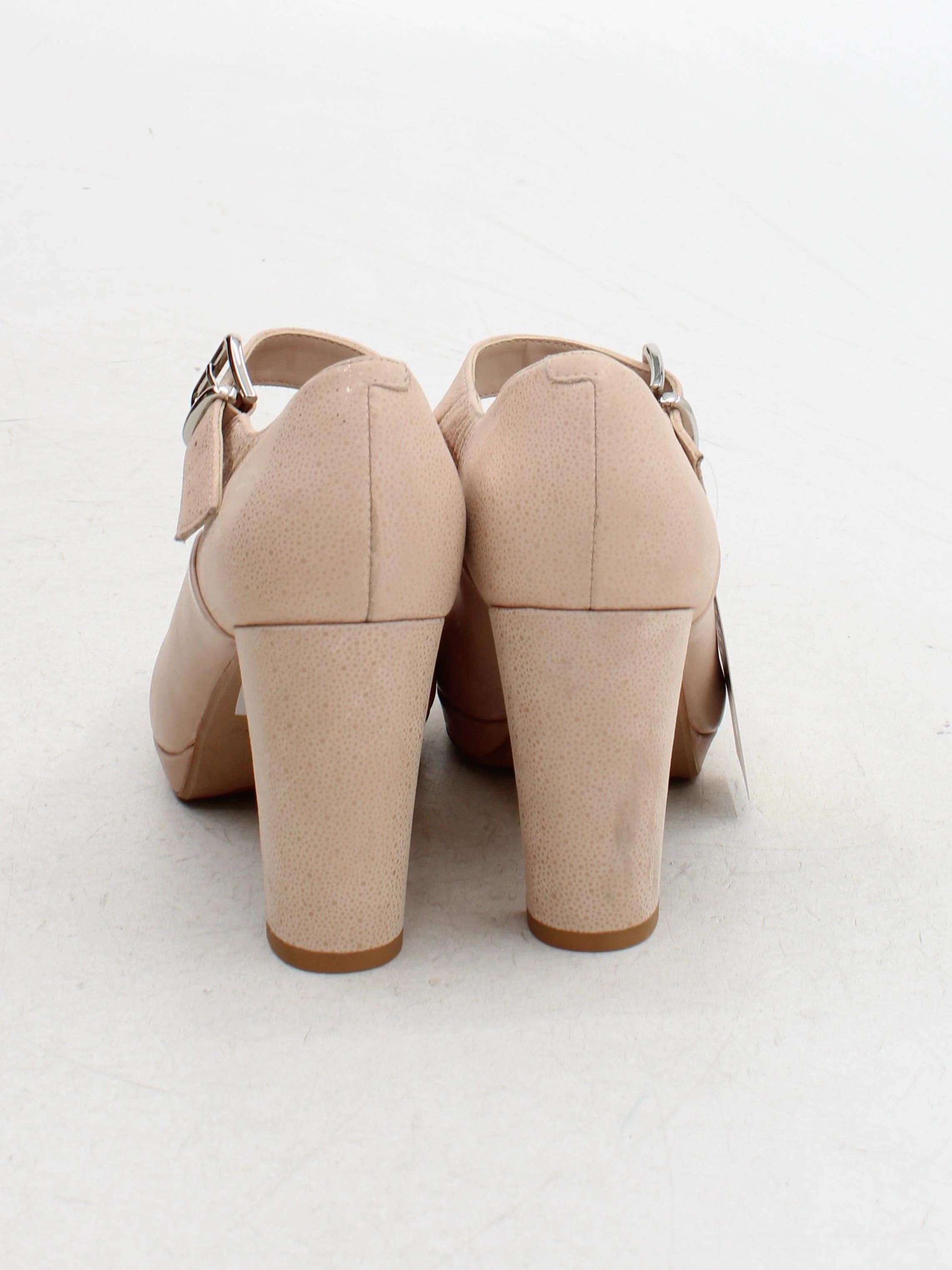 Clarks Women's Heels UK 7 Tan 100% Leather Court - Image 3