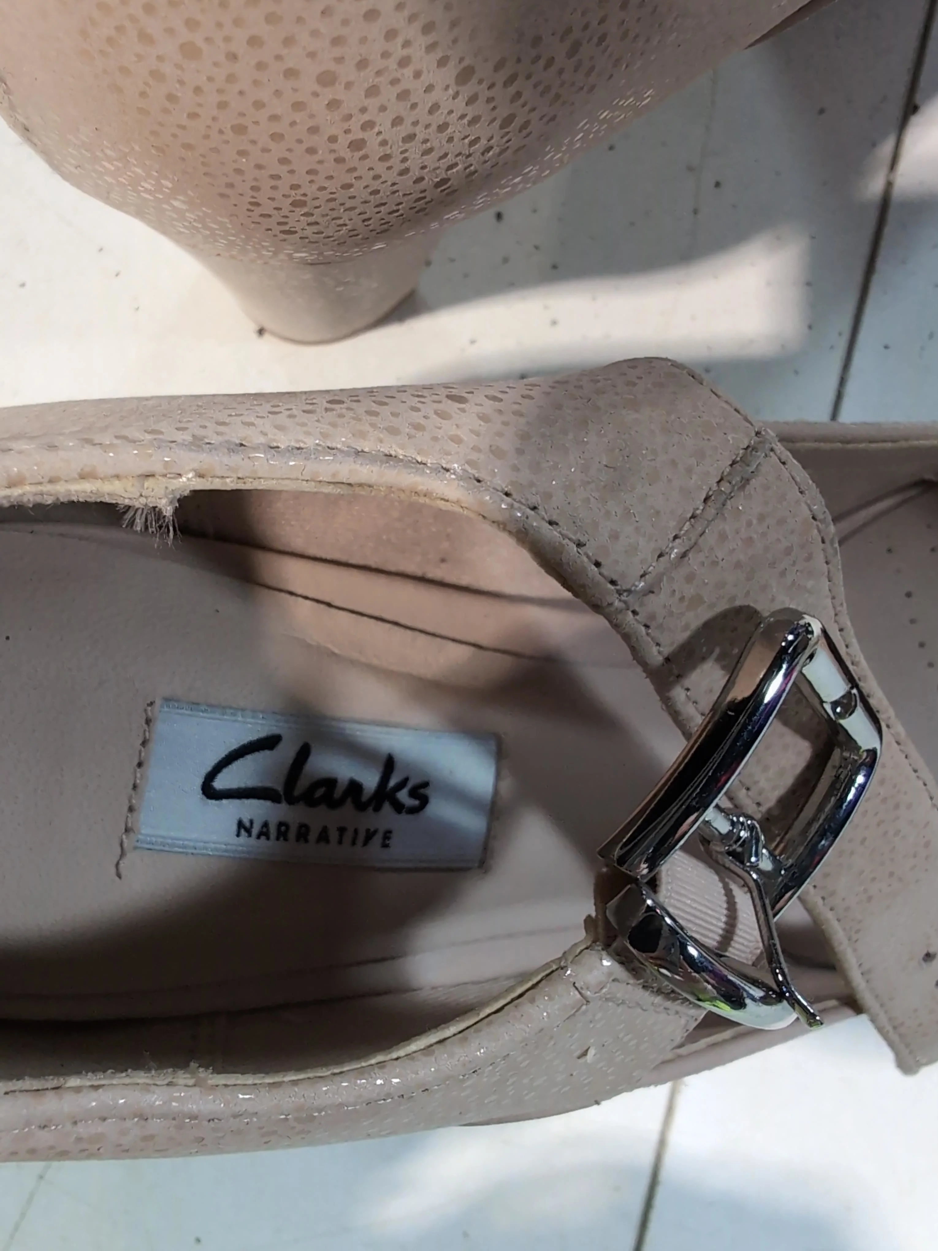 Clarks Women's Heels UK 7 Tan 100% Leather Court - Image 9