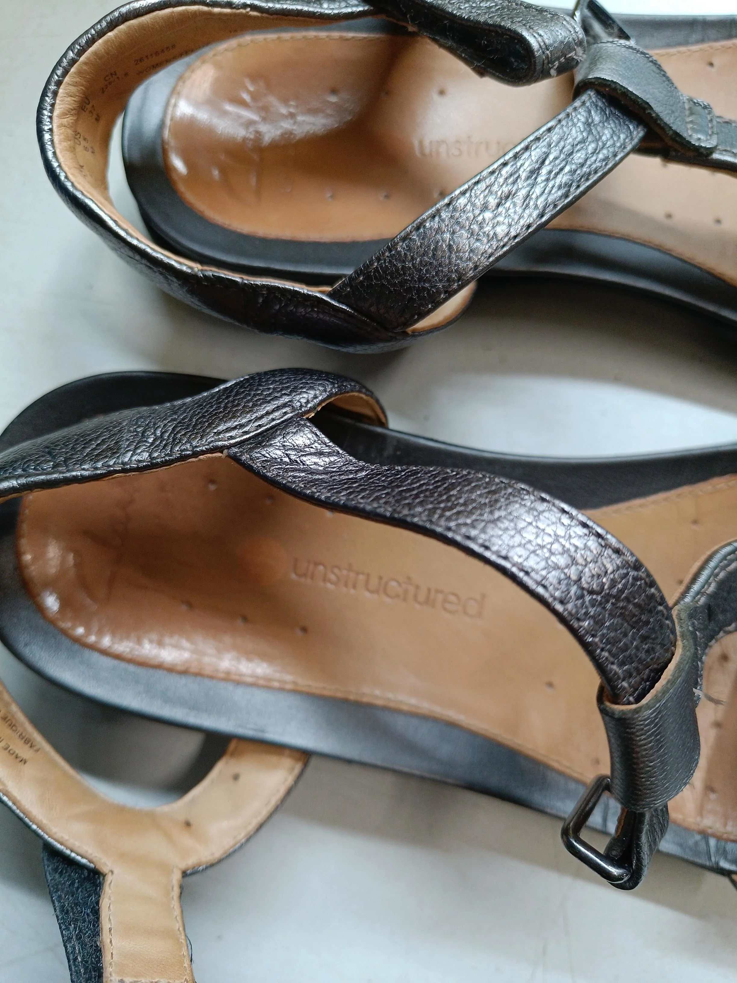 Clarks Women's Sandals UK 4 Silver 100% Leather Strappy - Image 8