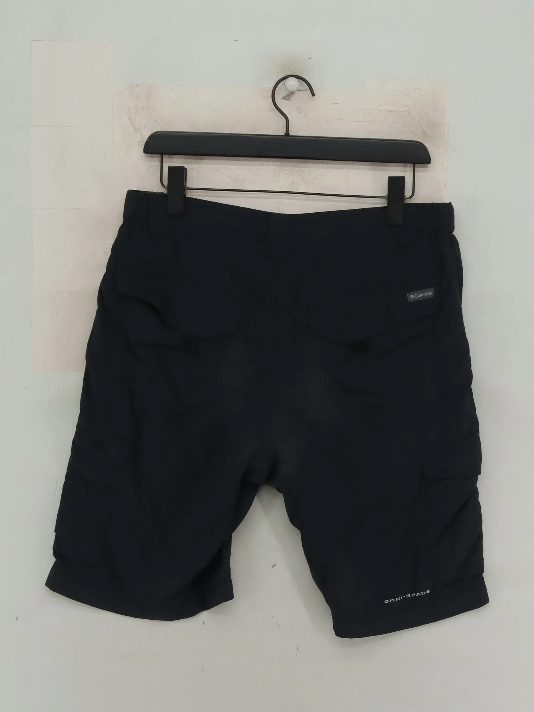 Columbia Men's Shorts W 34 in; L 12 in Black Nylon with Polyester, Other Cargo - Image 2