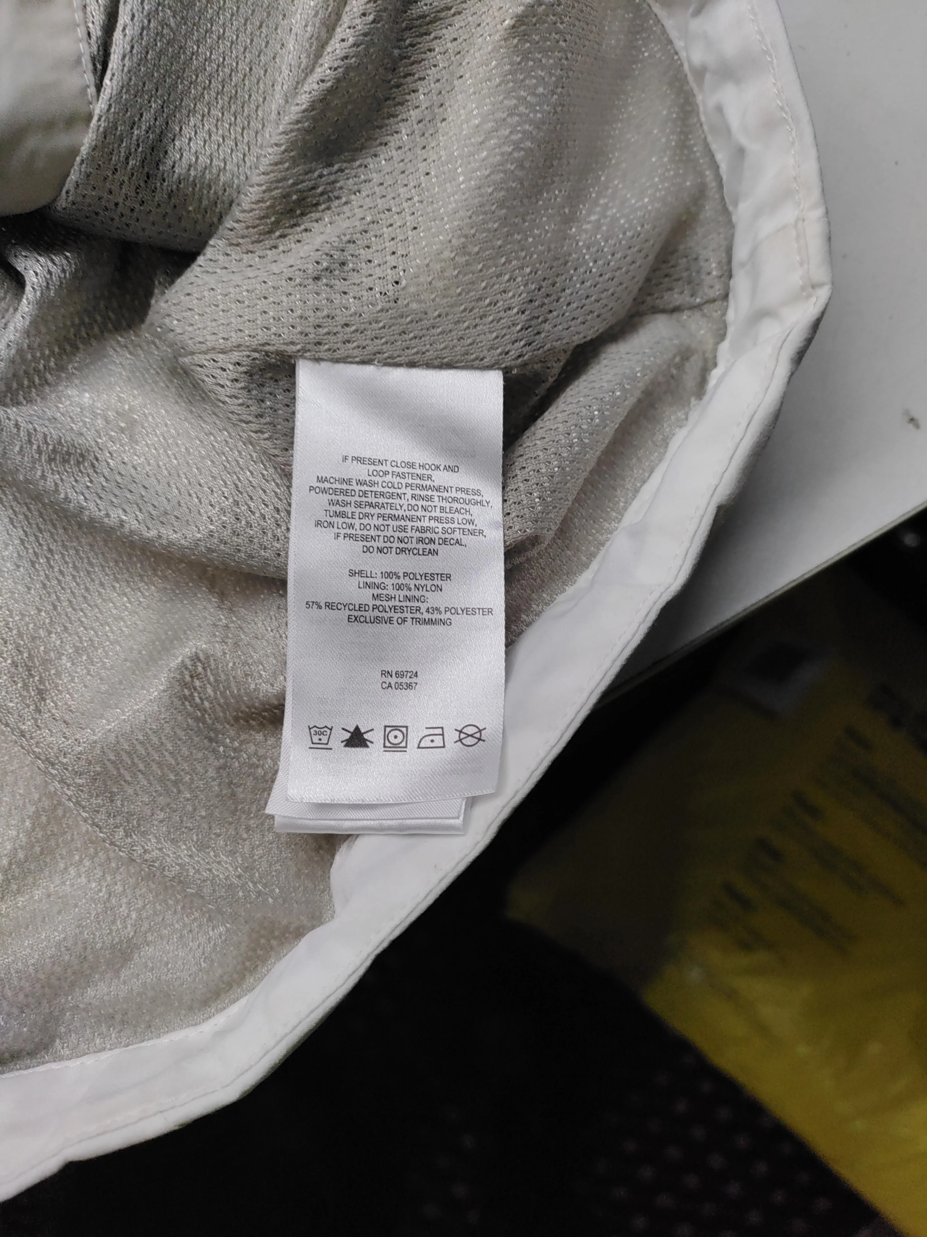 Columbia Windbreaker jacket white - Image 6