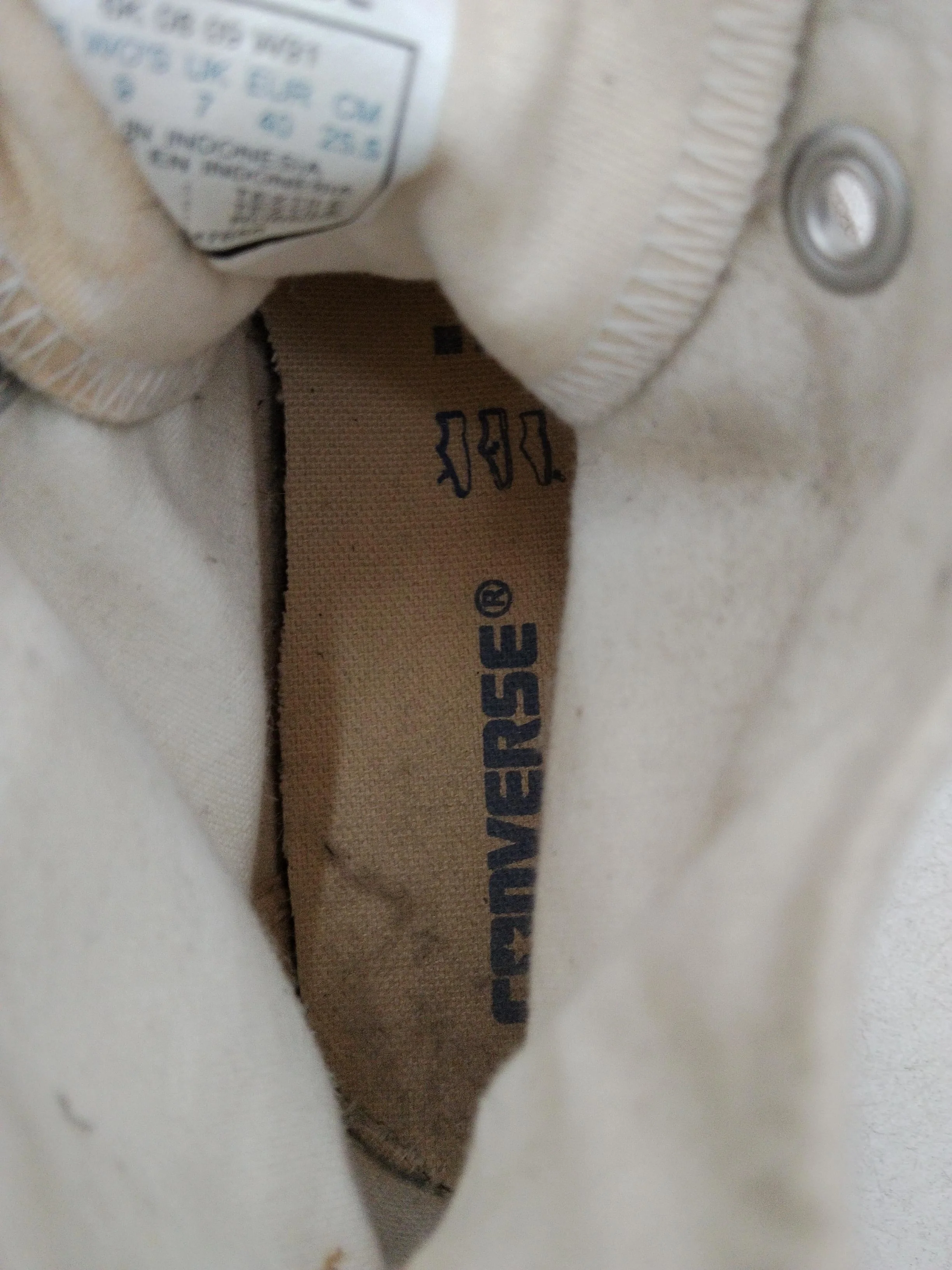 Converse Women's Trainers UK7 EU40 US9 in Cream - Image 6