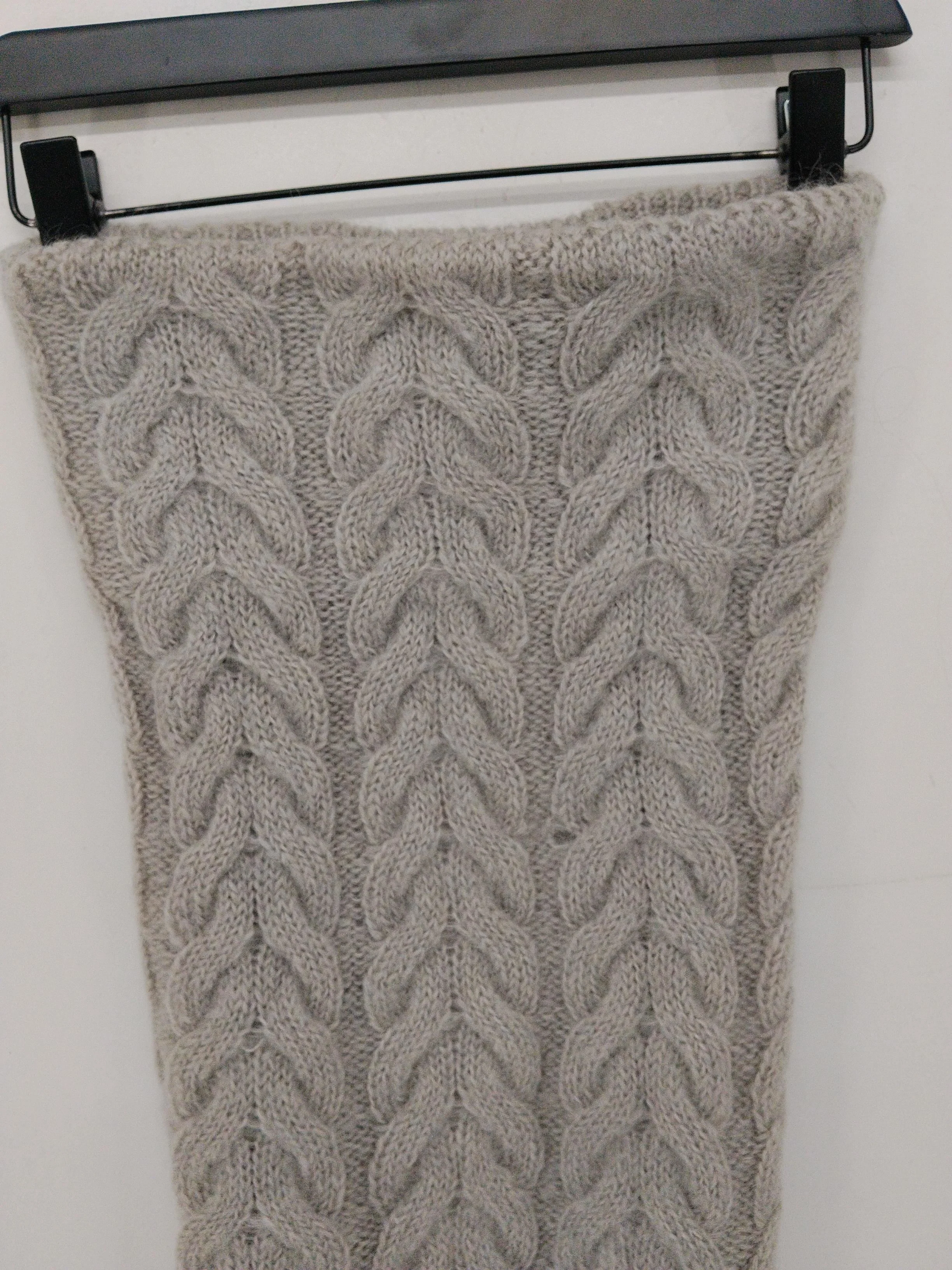 COS Women's Scarf Cream Mohair with Wool, Nylon Rectangle Scarf New with tags - Image 3