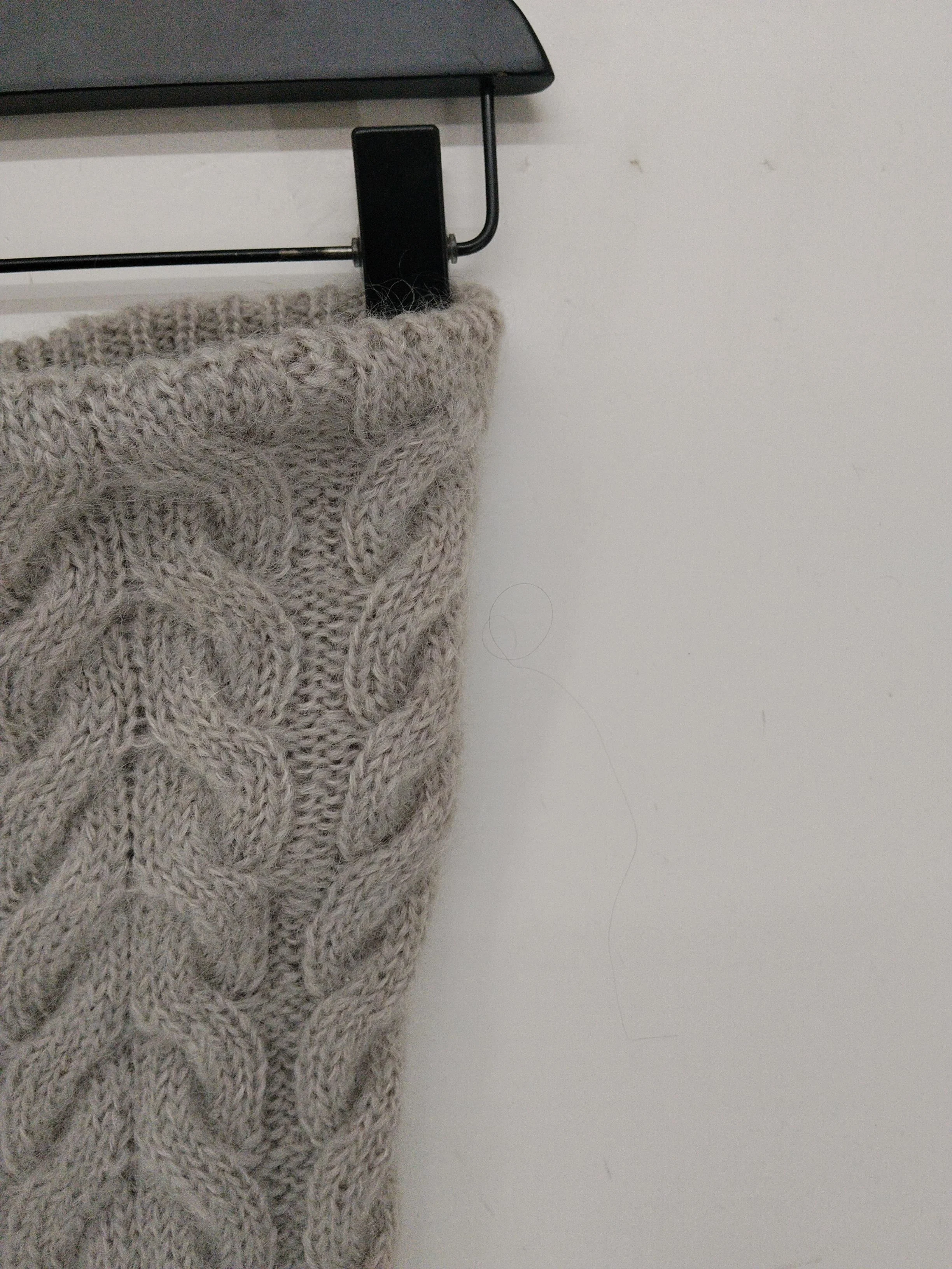 COS Women's Scarf Cream Mohair with Wool, Nylon Rectangle Scarf New with tags - Image 4