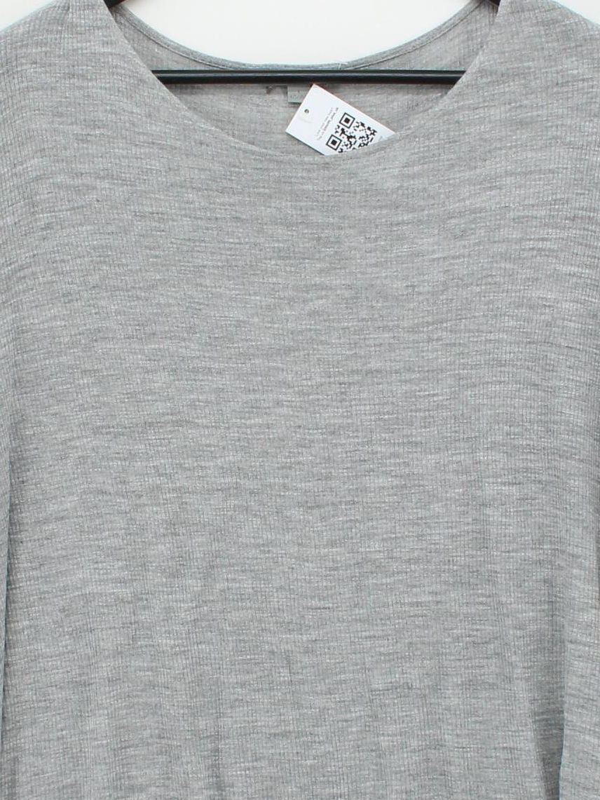 COS Women's Top L Grey 100% Viscose Short Sleeve Round Neck Basic - Image 3