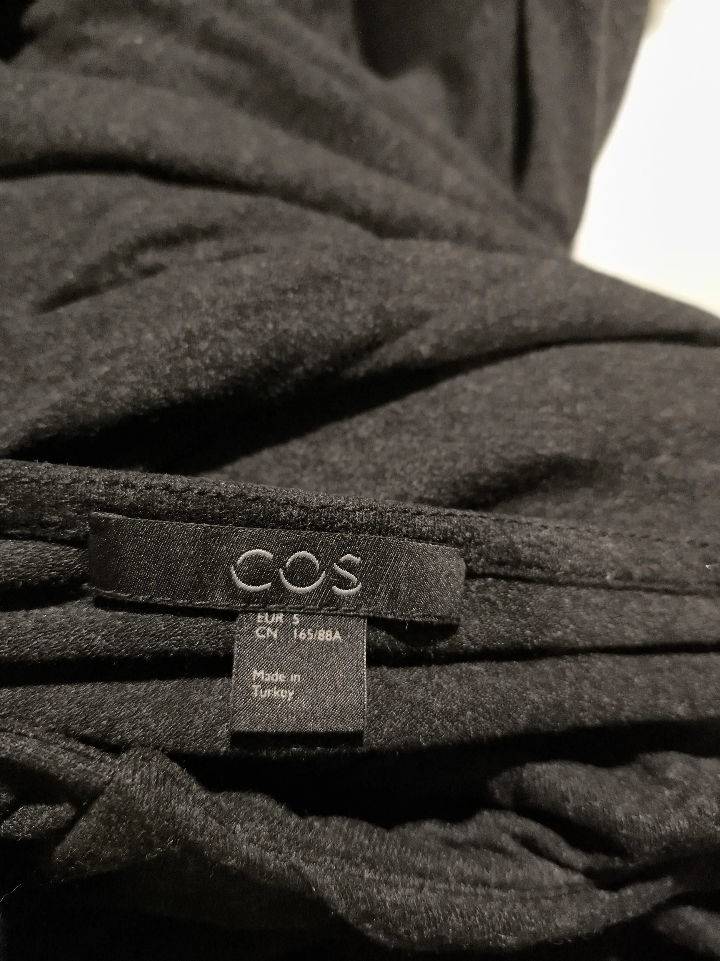 COS Women's Top S Black Viscose with Elastane Short Sleeve V-Neck Tunic - Image 5