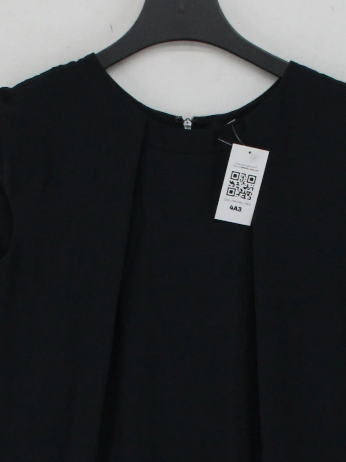 COS Women's Top UK 6 Black 100% Polyester Sleeveless Round Neck Basic - Image 3
