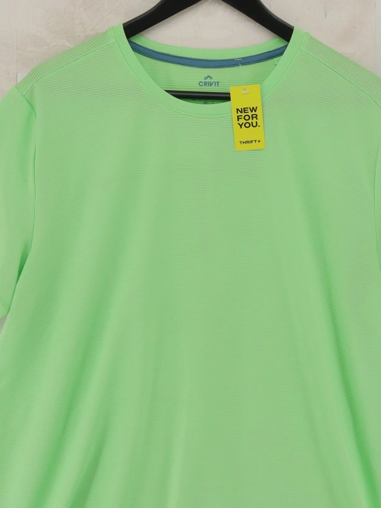 Crivit Men's T-Shirt L Green Polyester with Elastane Round Neck Basic - Image 3