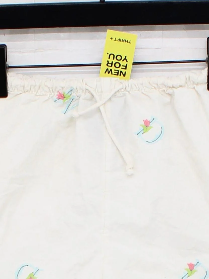 Damson Madder Women's Shorts UK 6 White Cotton with Polyester Mom - Image 3