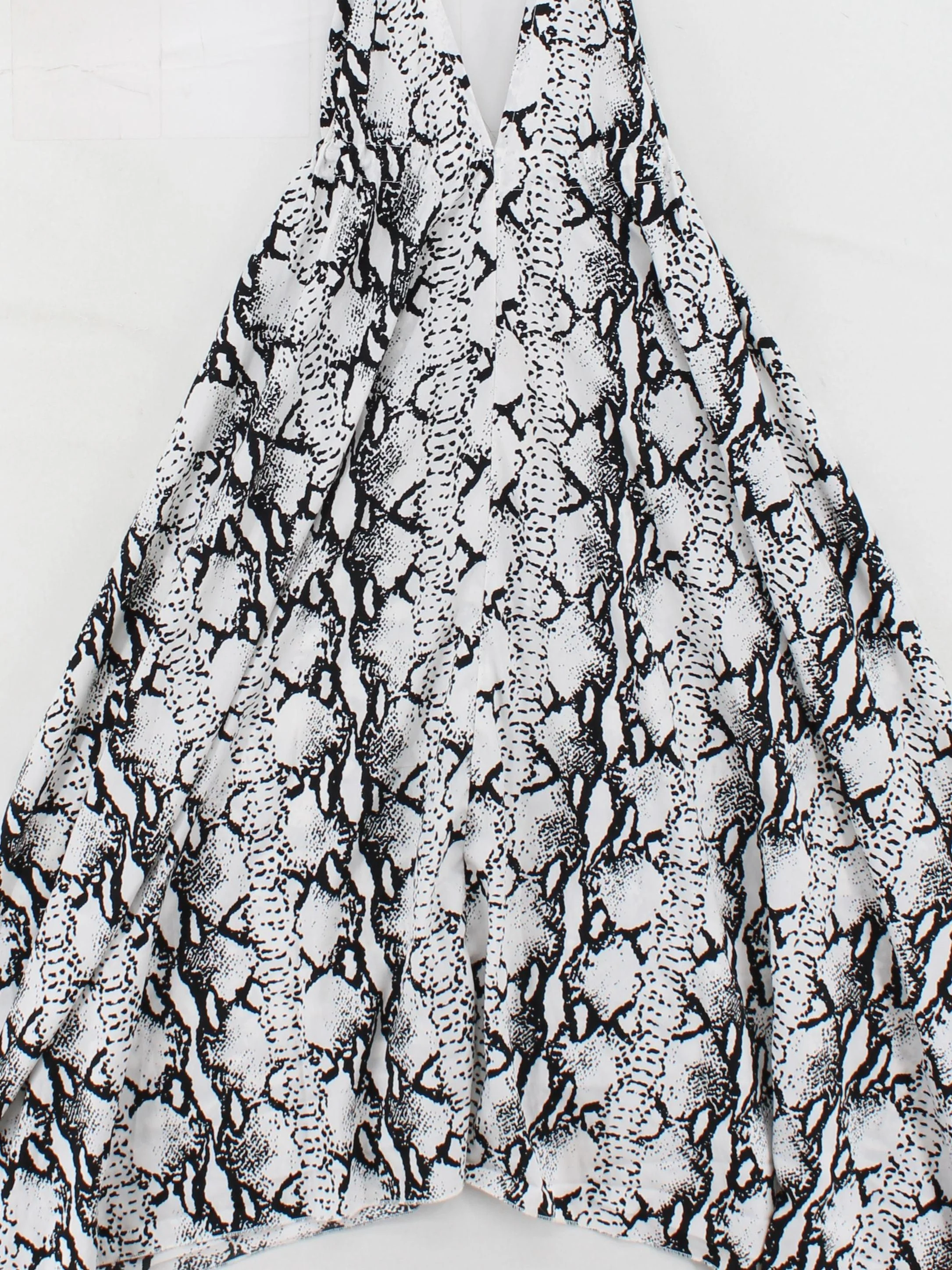 Dancing Leopard Maxi Dress S in White - Image 3
