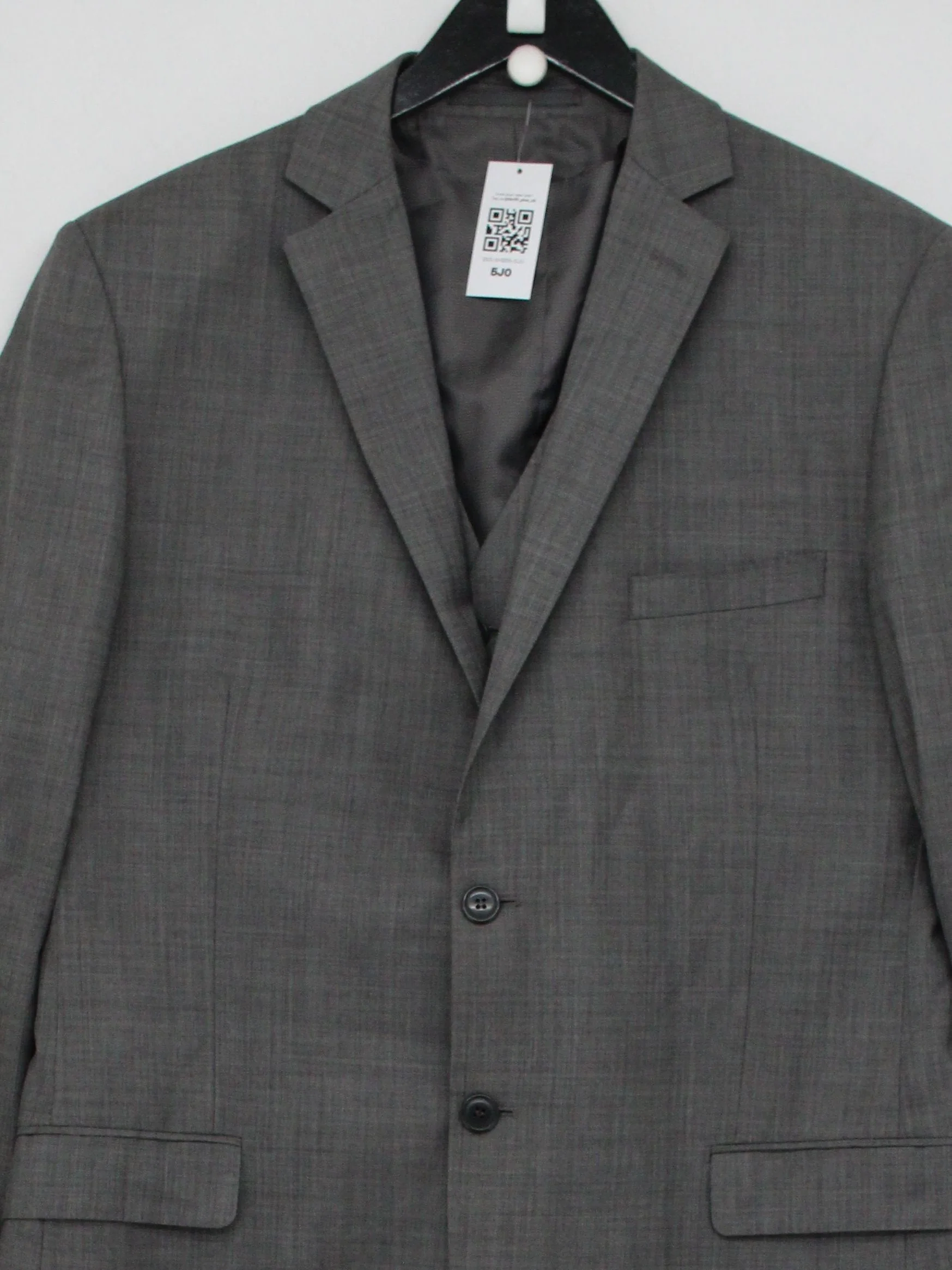 Daniel Hechter Men's Two Piece Suit Chest: 42 in Grey Wool - Image 3