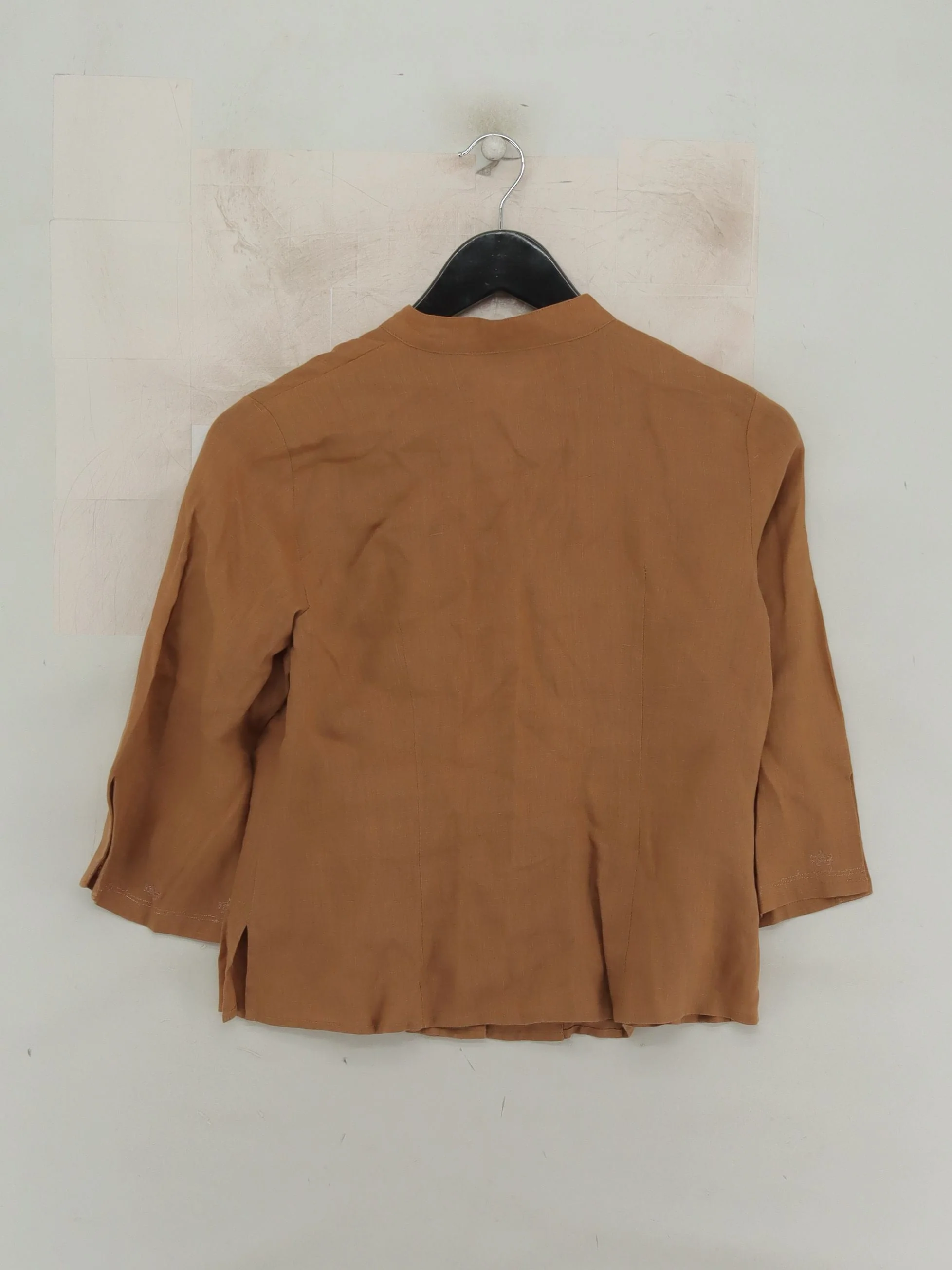 Deane And White Women's Top M Tan 100% Linen 3/4 Sleeve Collared Basic - Image 2