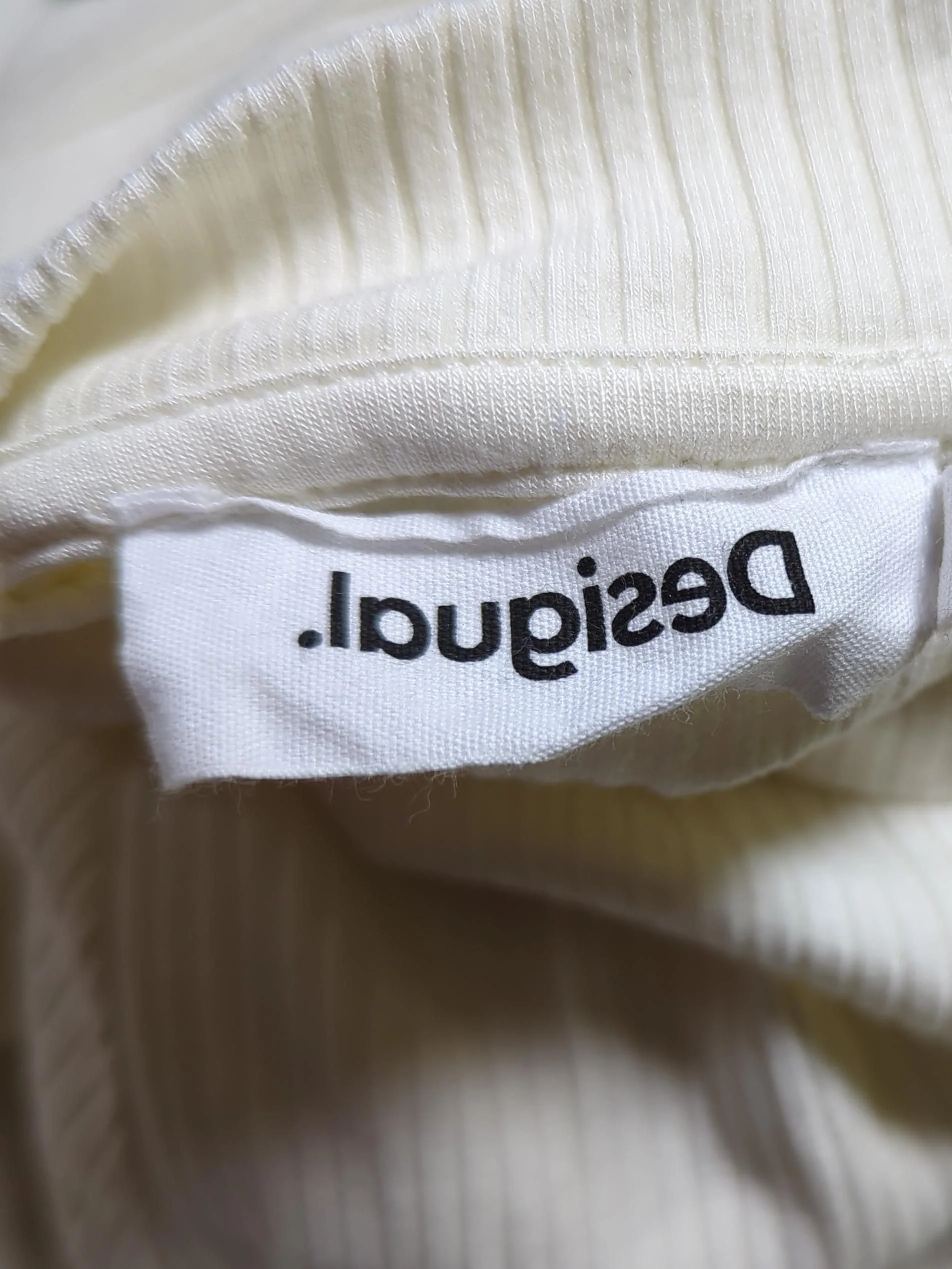Desigual T-Shirt Mini Dress L in White - Image 5